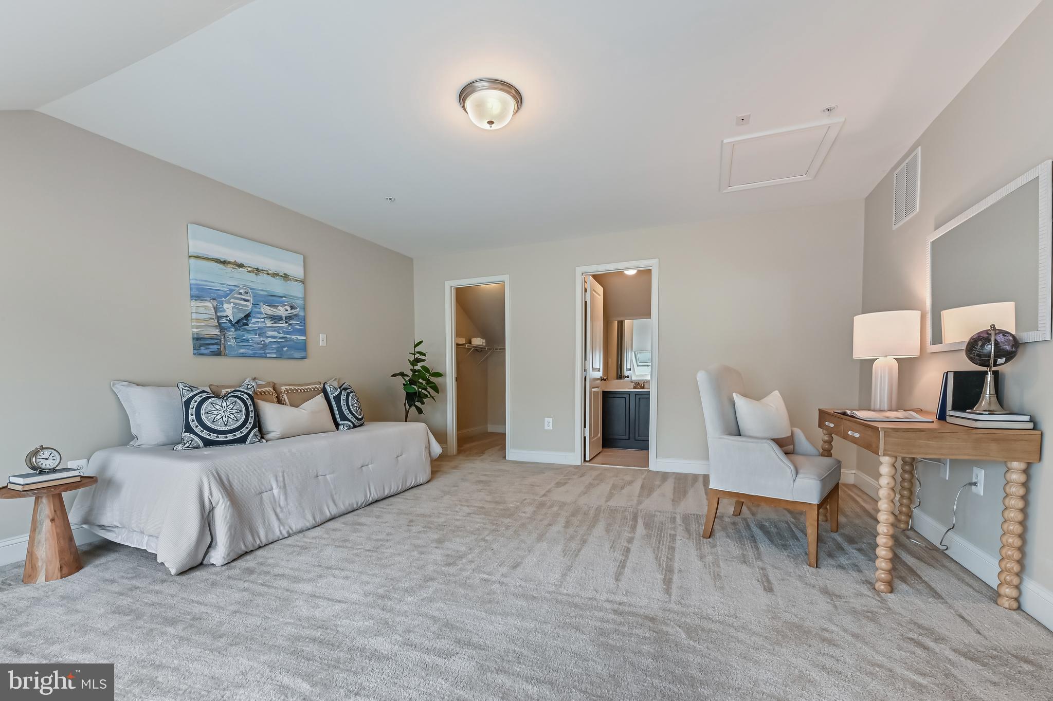 VILLAGE GREENS - Residential