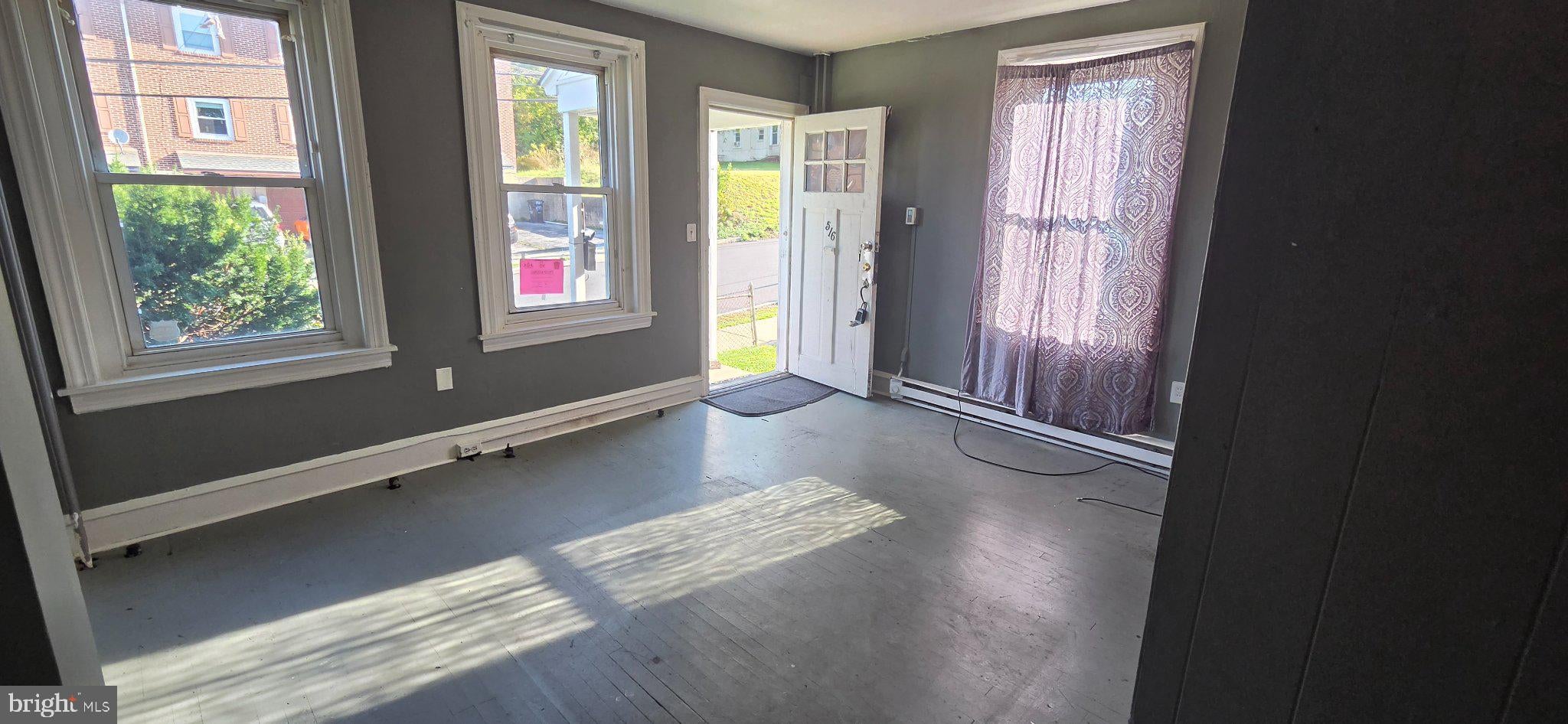 516 E OAK STREET APT 1