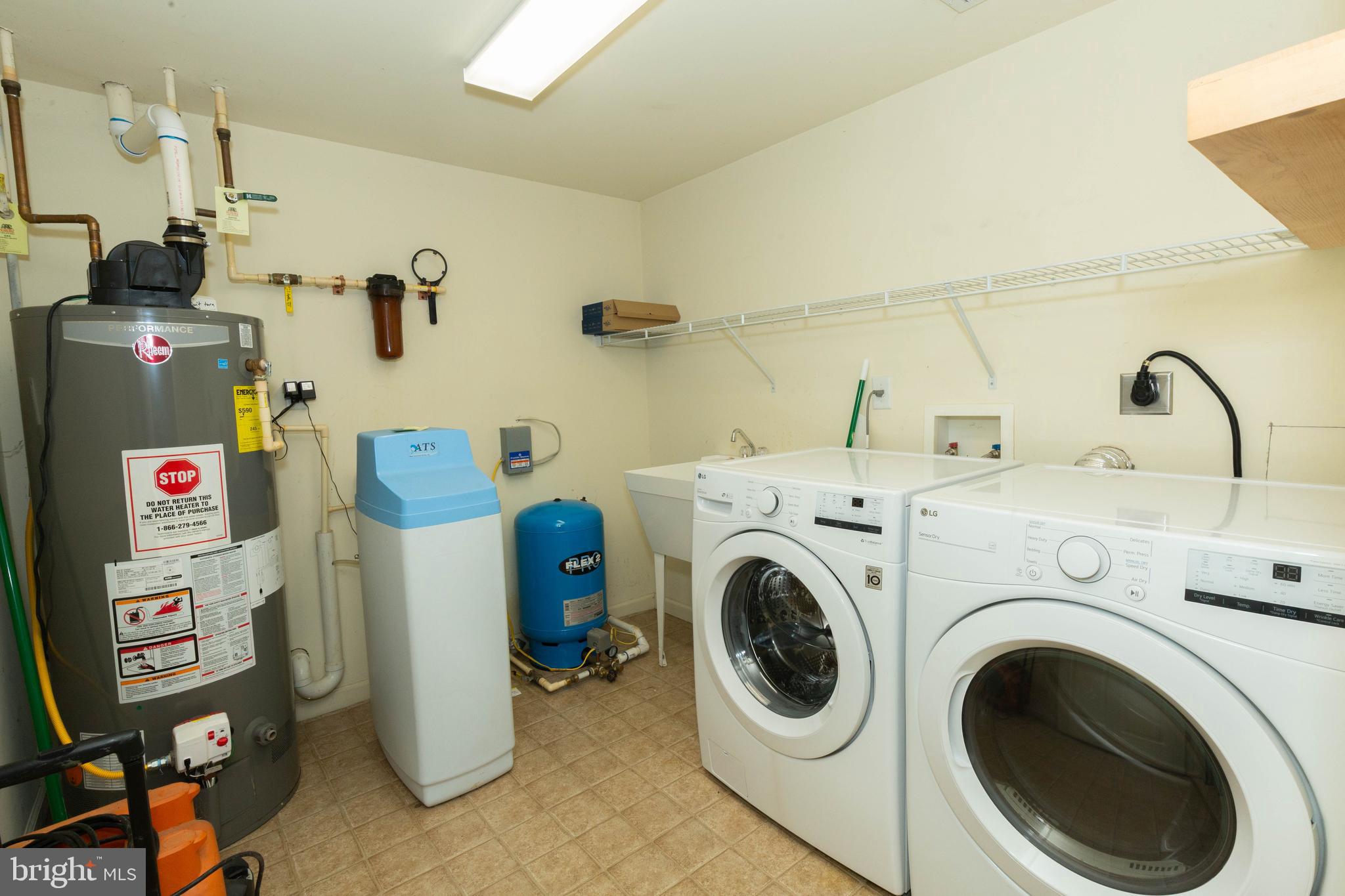 HARPERS FERRY - Residential Lease