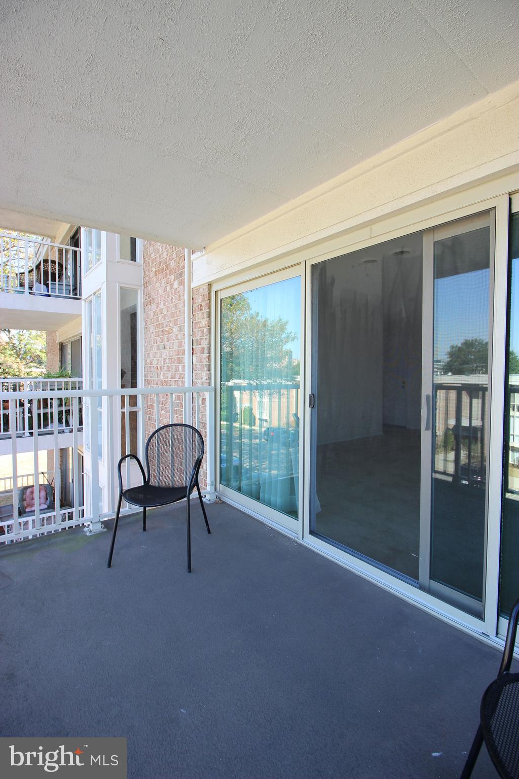 HUNTINGTON CLUB - Residential Lease