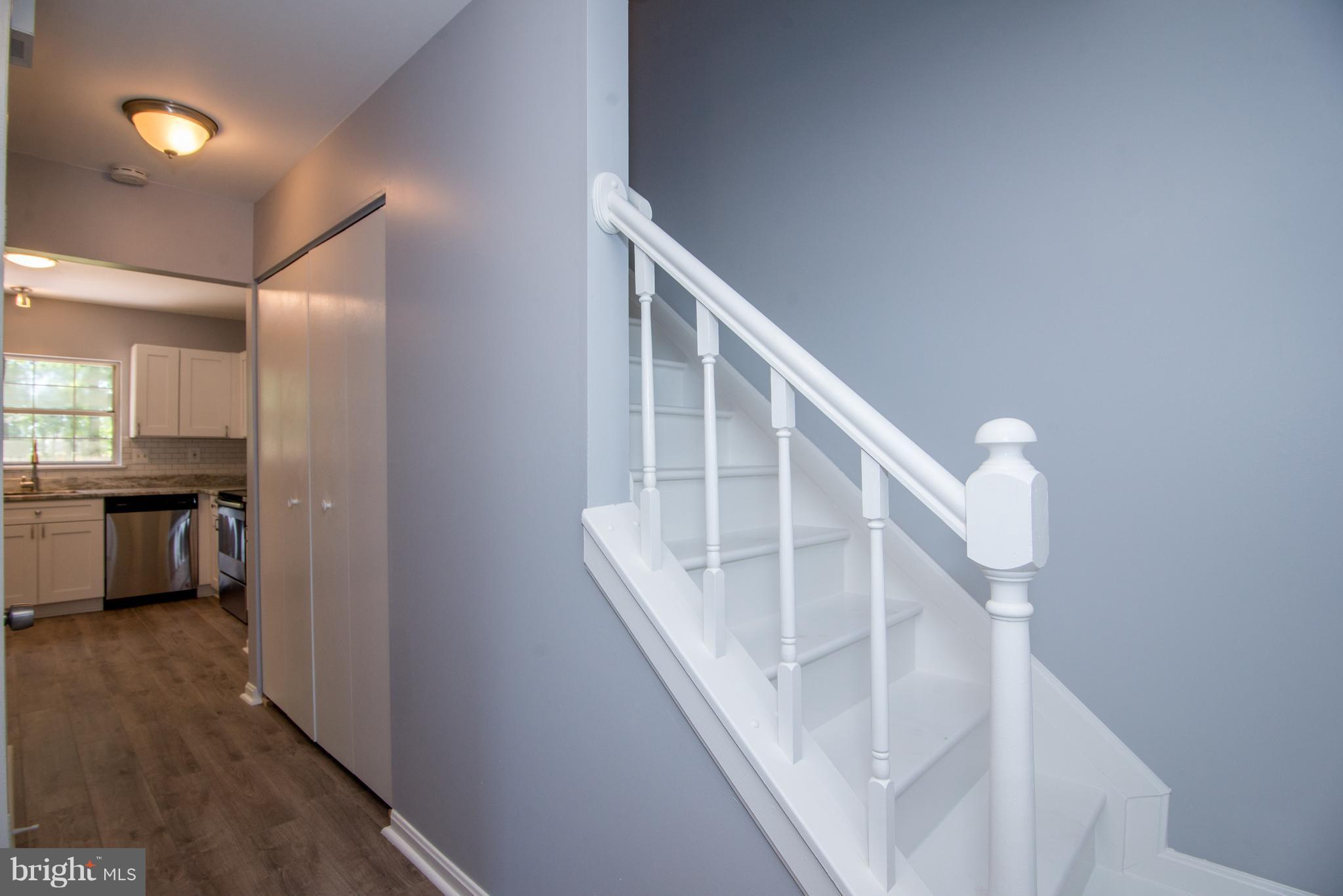 ENFIELD CHASE PLATSEVEN- - Residential Lease