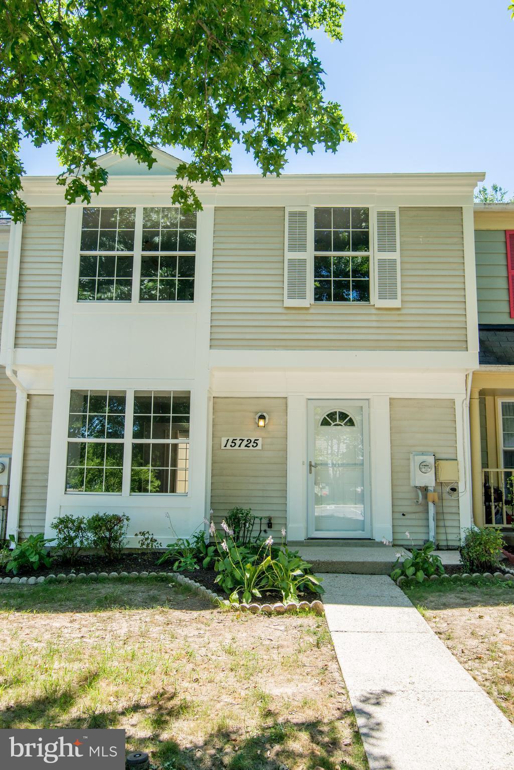 ENFIELD CHASE PLATSEVEN- - Residential Lease