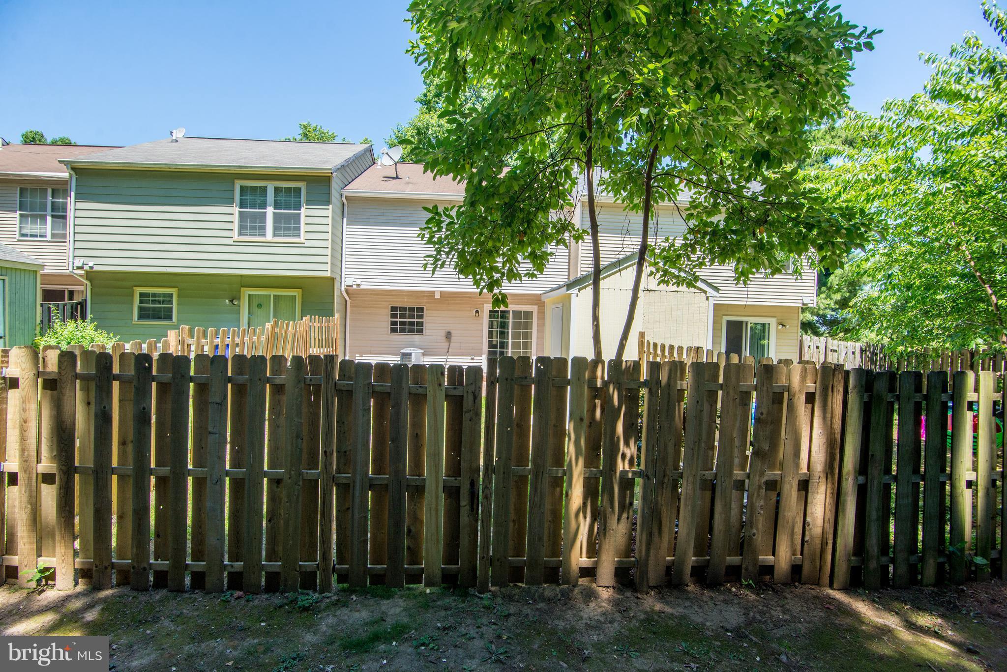 ENFIELD CHASE PLATSEVEN- - Residential Lease