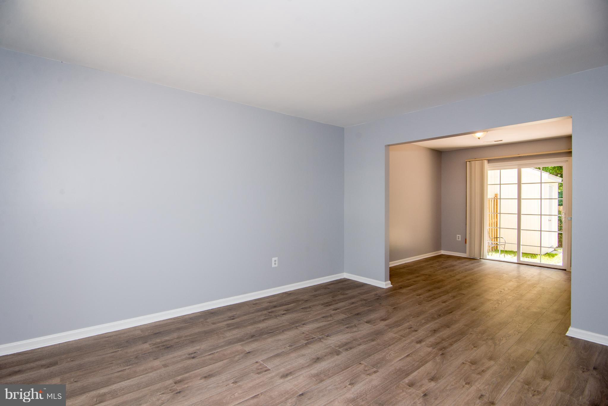 ENFIELD CHASE PLATSEVEN- - Residential Lease