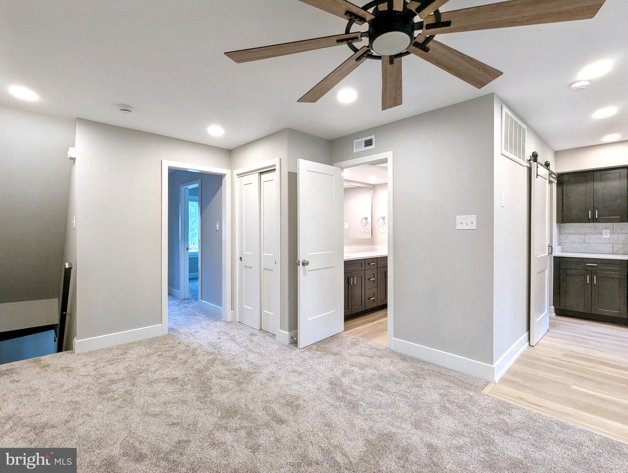 HICKORY RIDGE - Residential Lease
