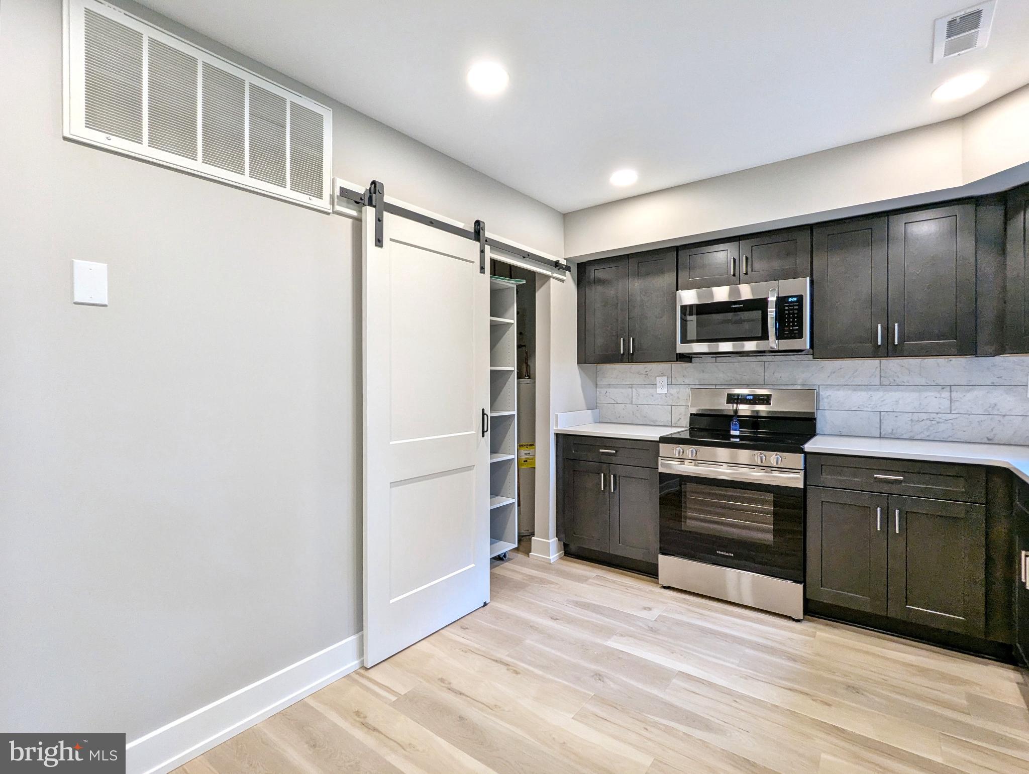 HICKORY RIDGE - Residential Lease