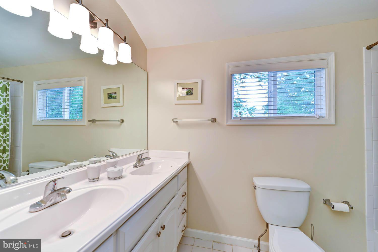 PLYMOUTH HAVEN - Residential