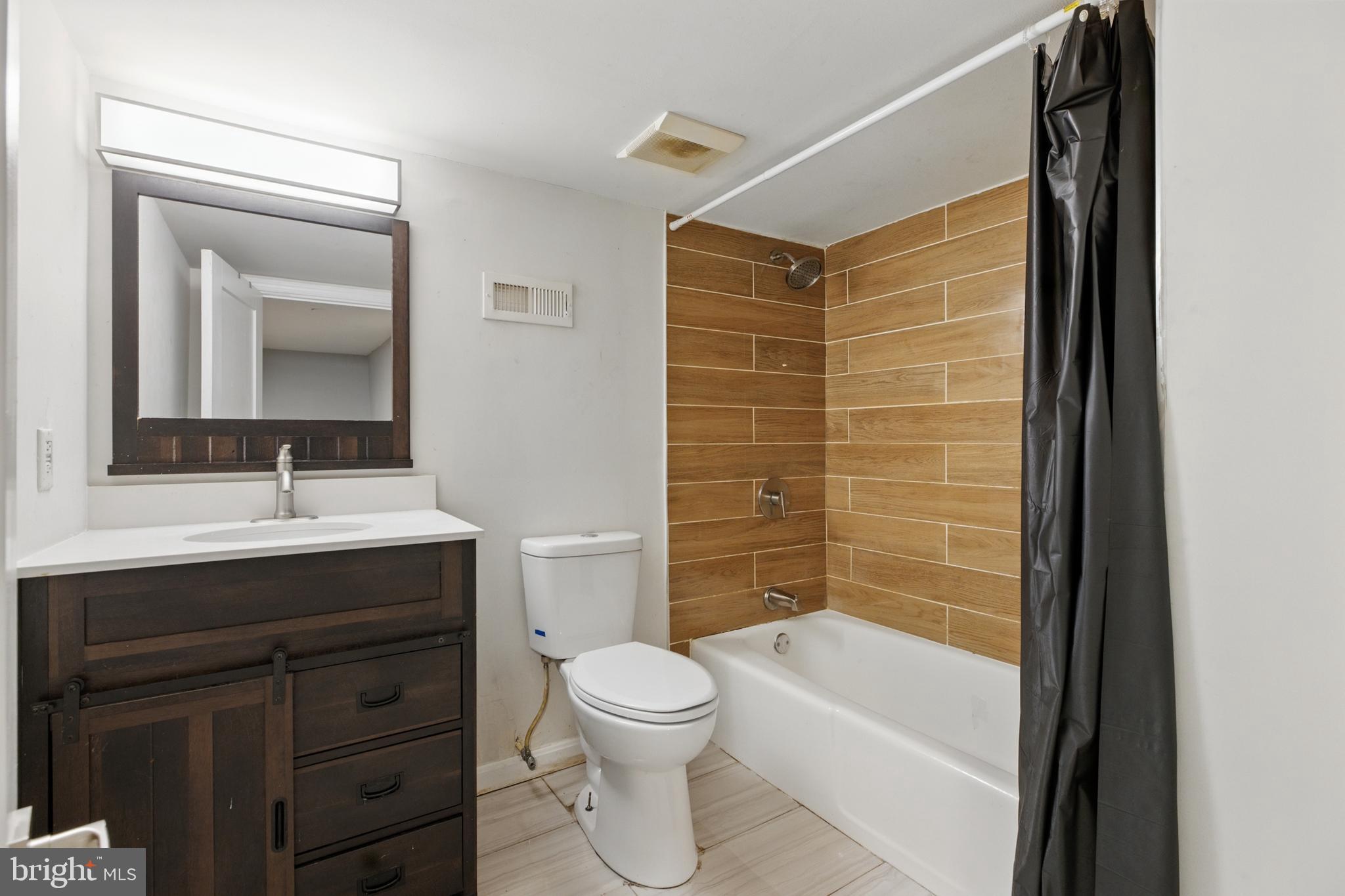 PARKSIDE - Residential