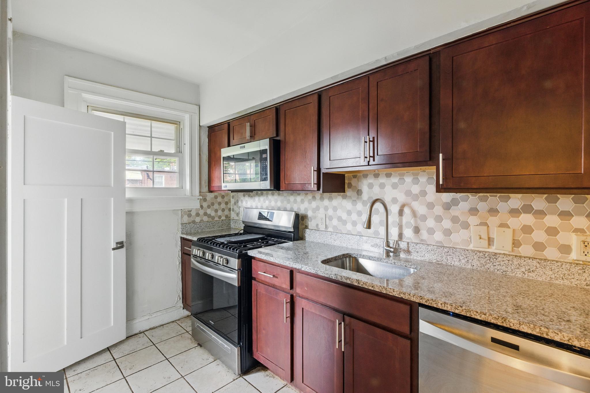 PARKSIDE - Residential