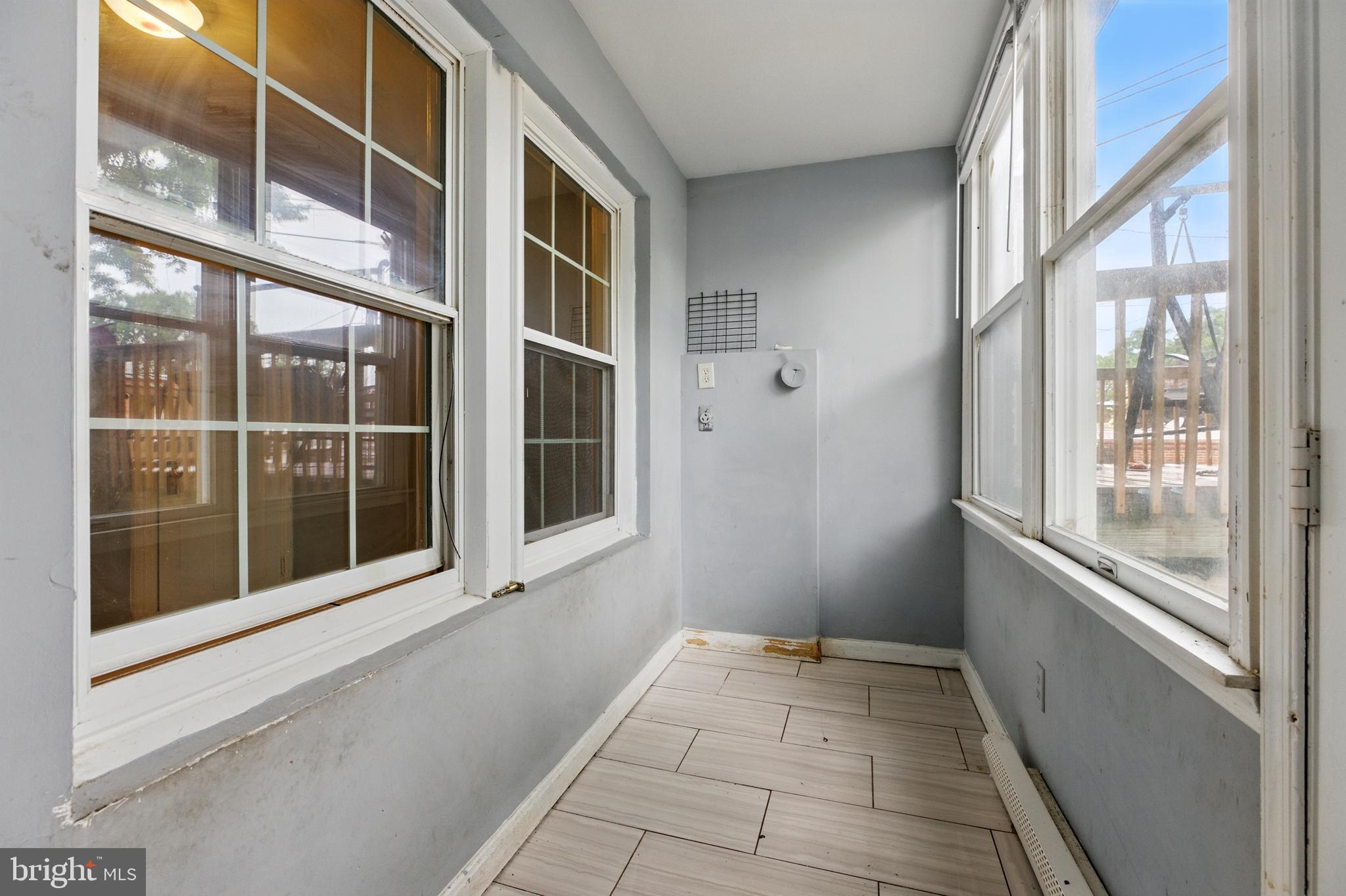 PARKSIDE - Residential