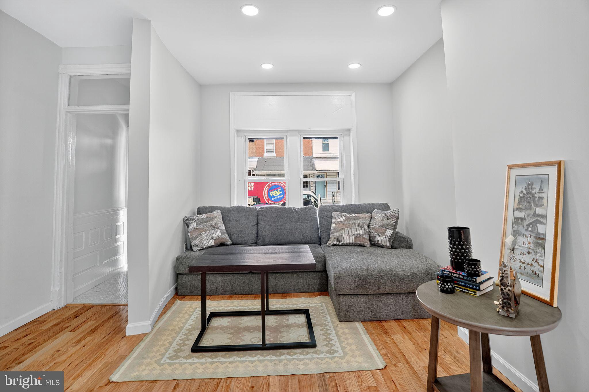 BELMONT - Residential