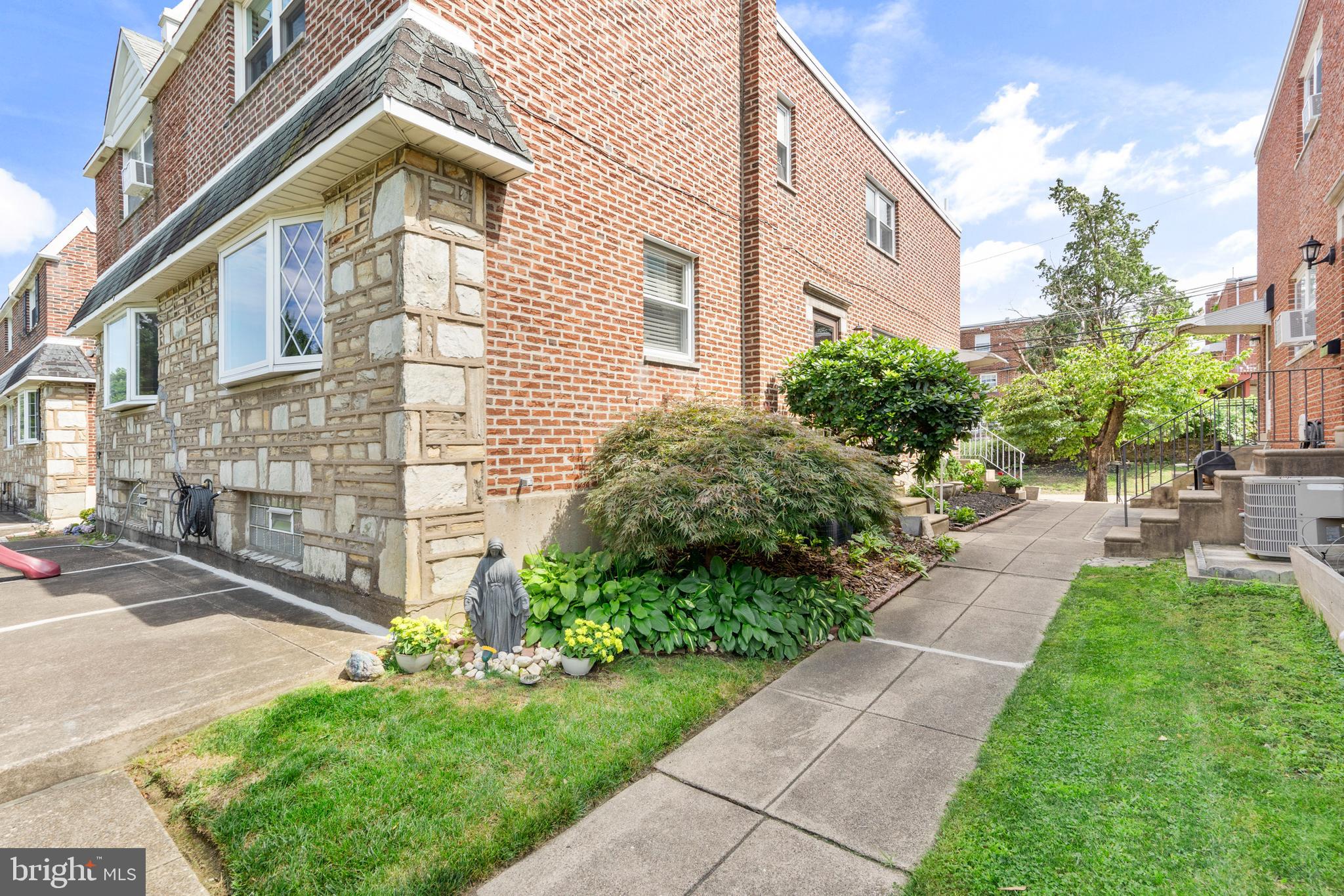 2936 SANDYFORD AVENUE