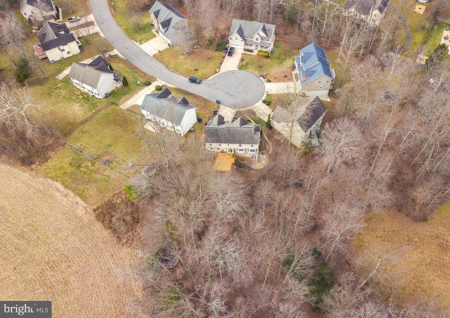 HUNTING QUARTERS - Residential