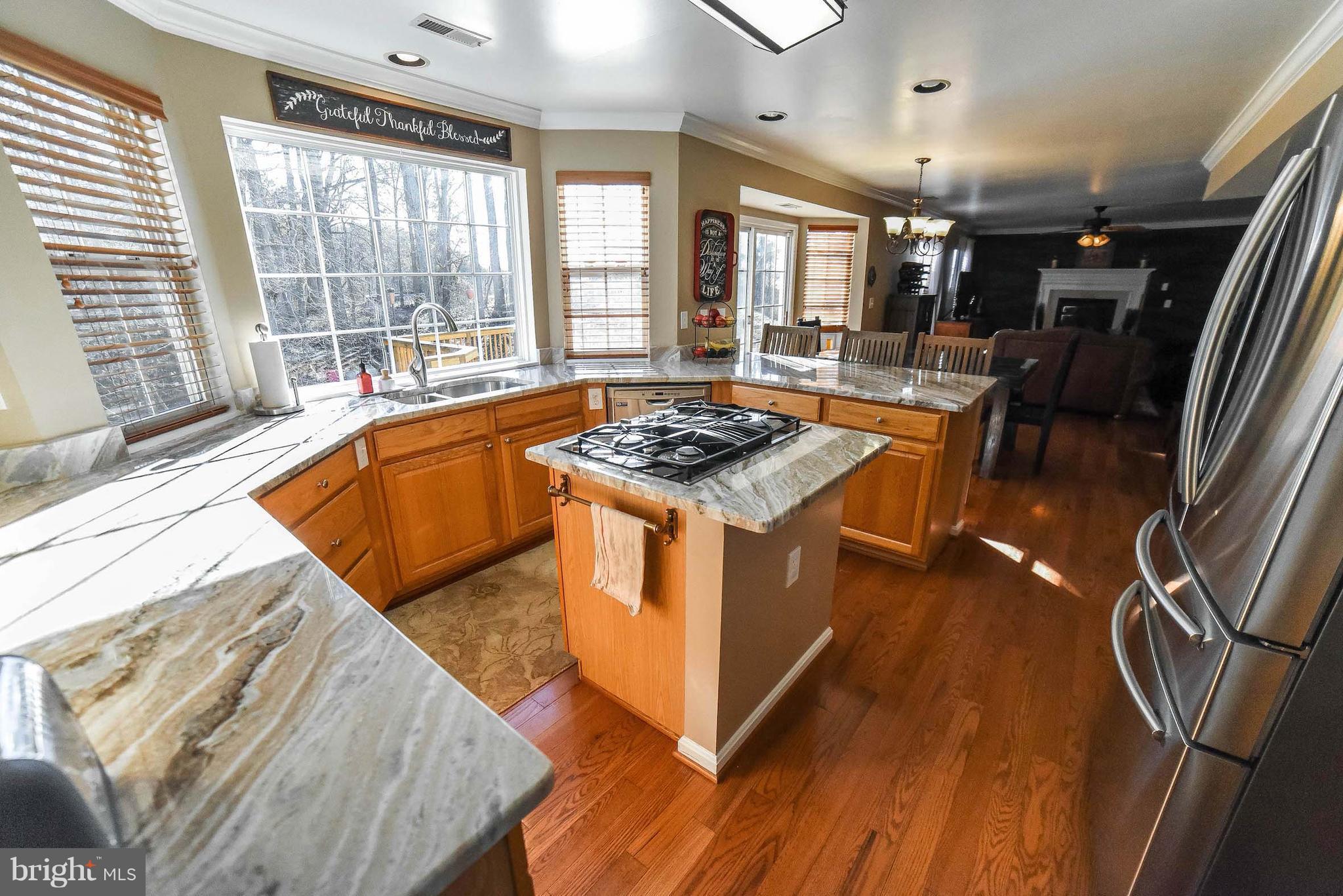 HUNTING QUARTERS - Residential