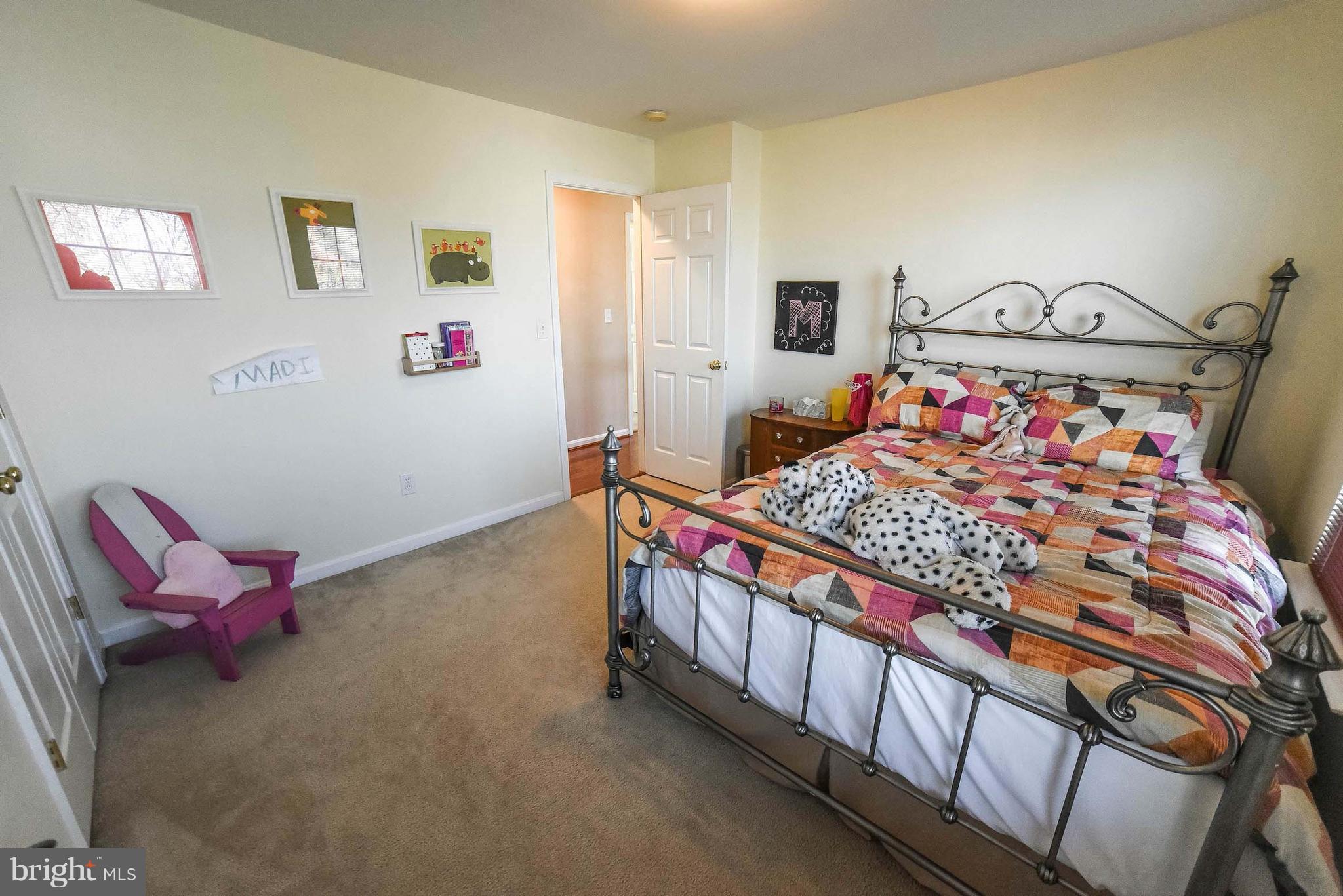 HUNTING QUARTERS - Residential