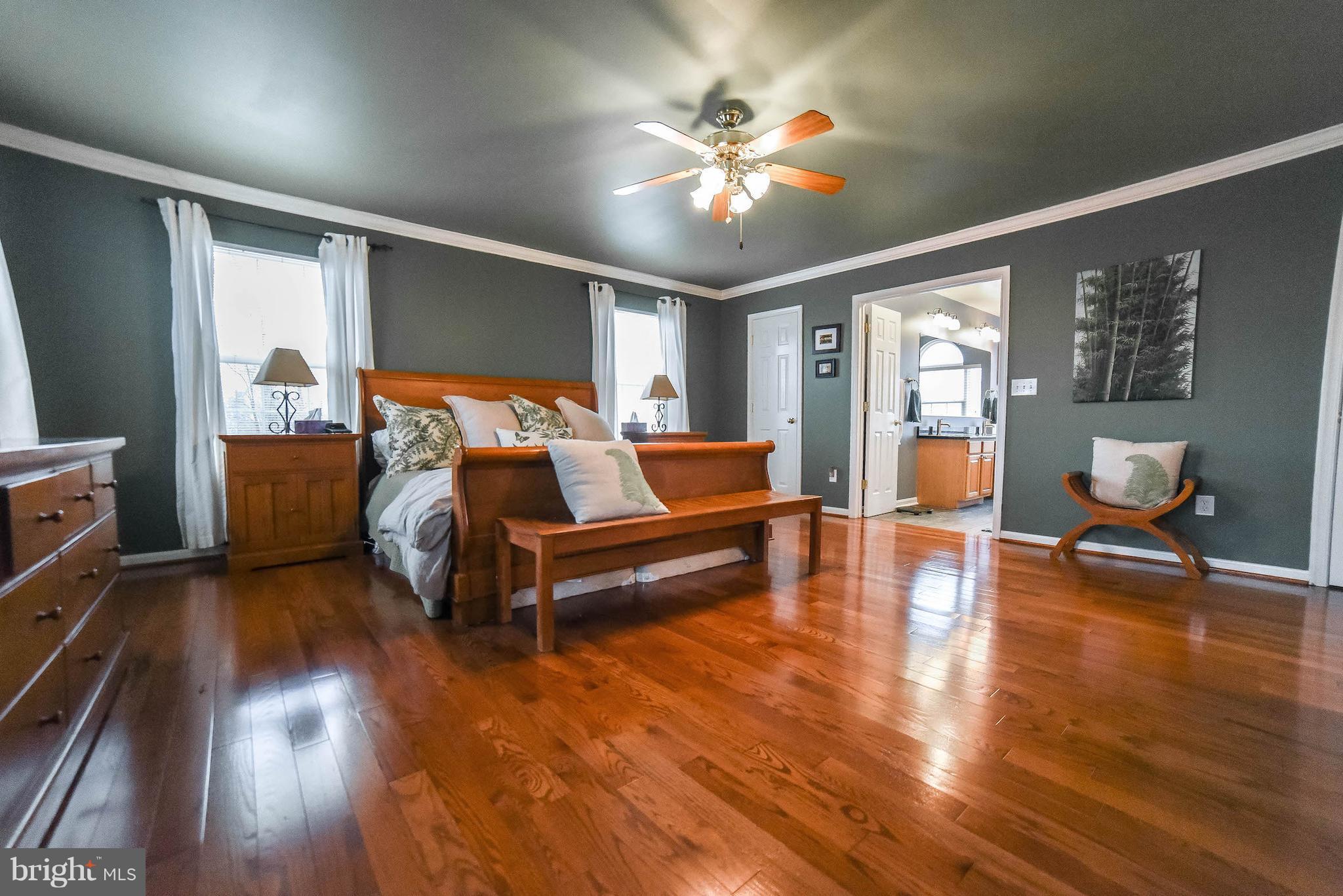 HUNTING QUARTERS - Residential