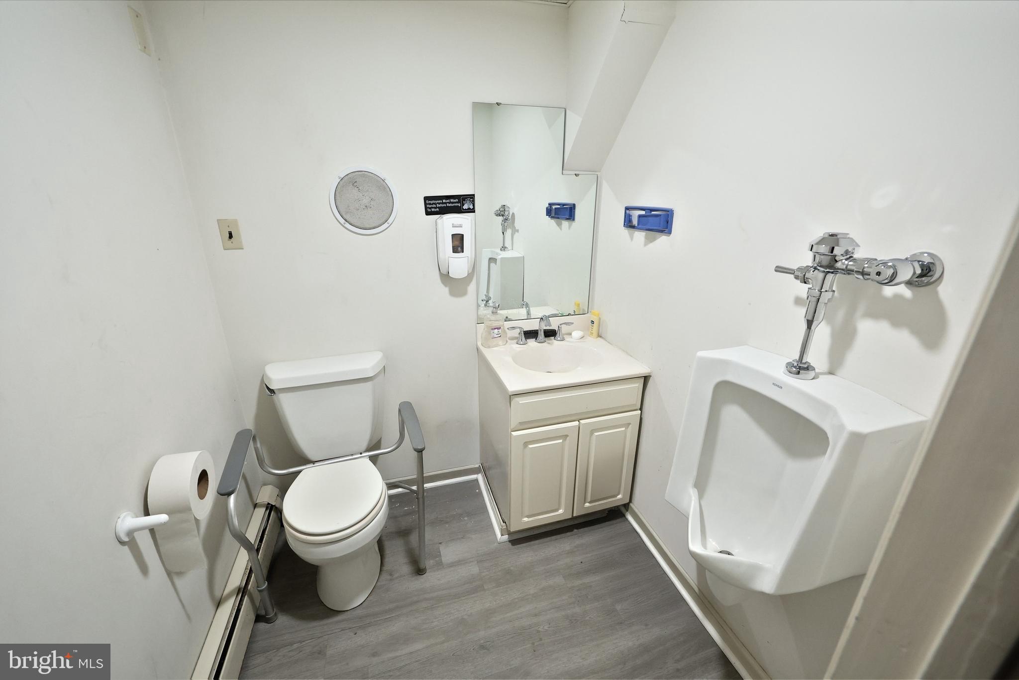 NORTH YORK BORO - Commercial Sale