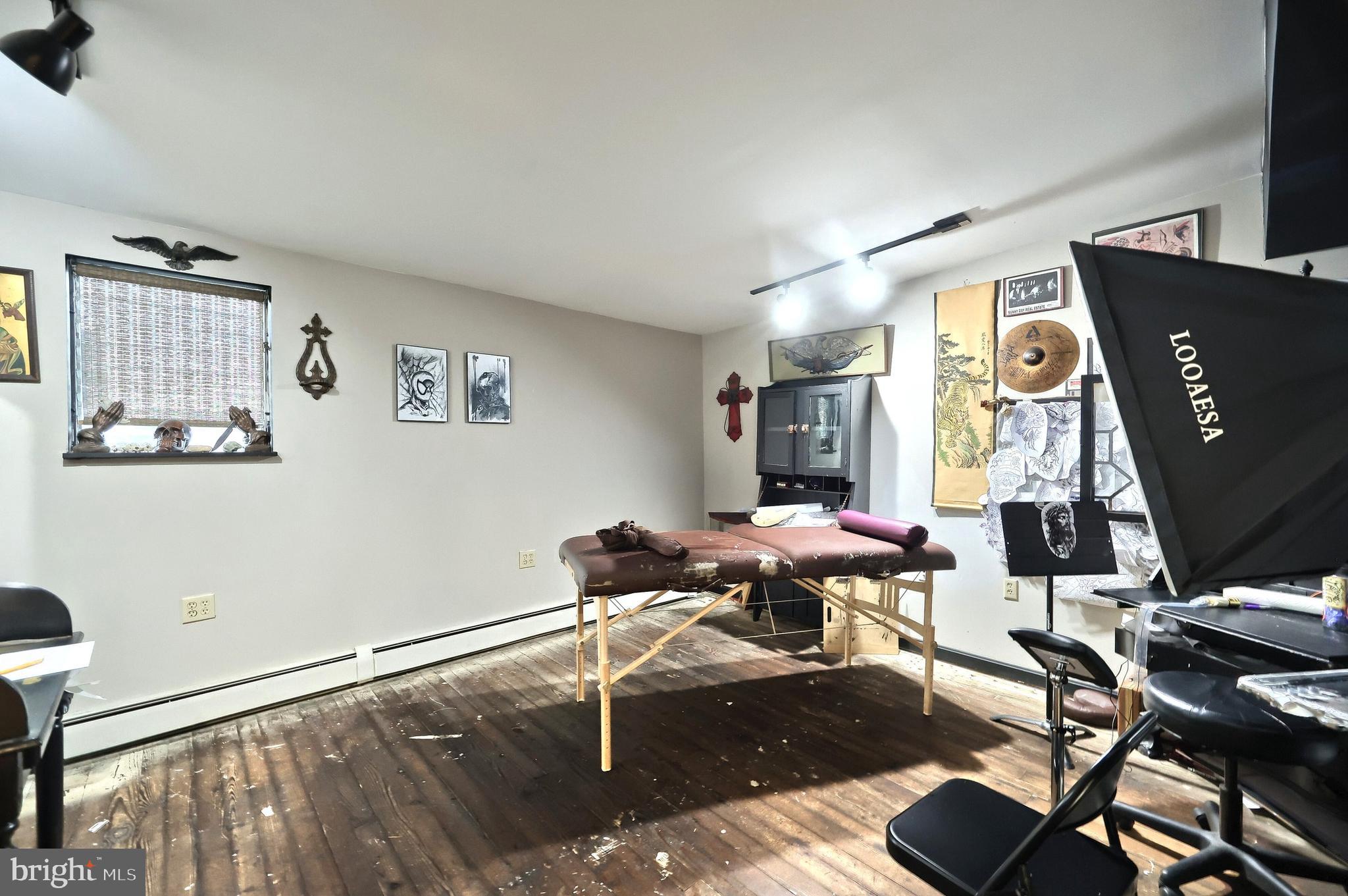 NORTH YORK BORO - Commercial Sale