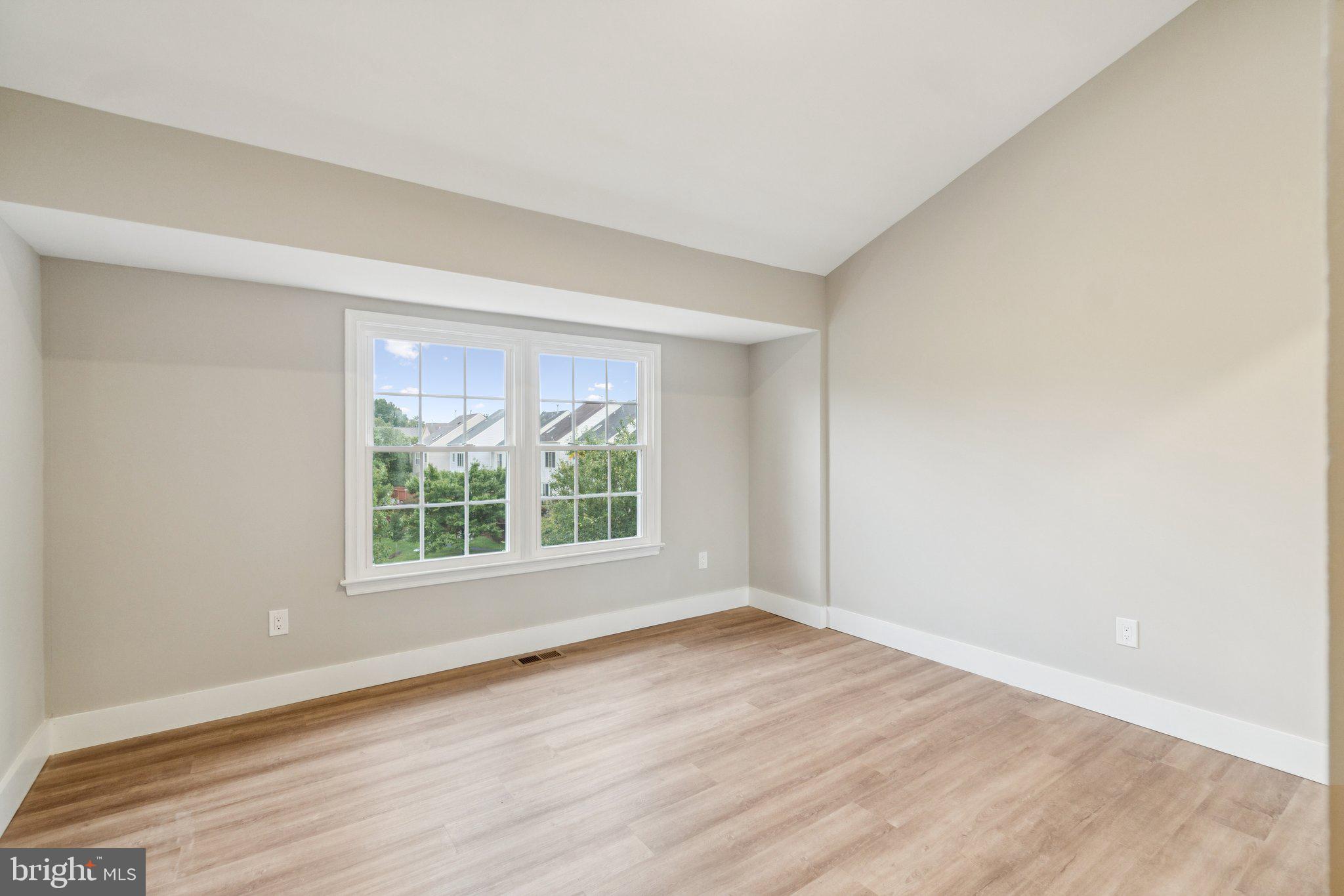 POTTERS GLEN - Residential