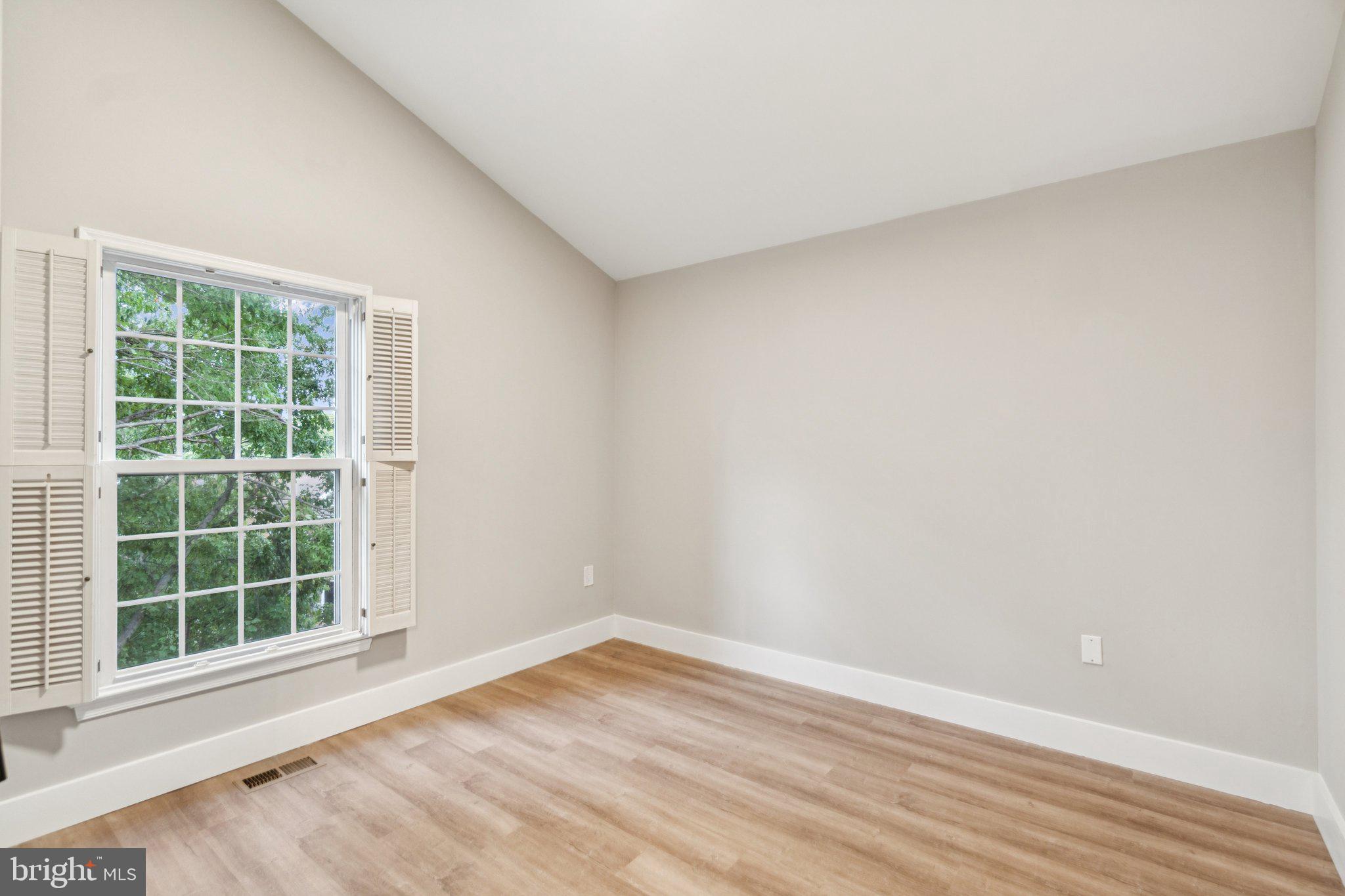 POTTERS GLEN - Residential