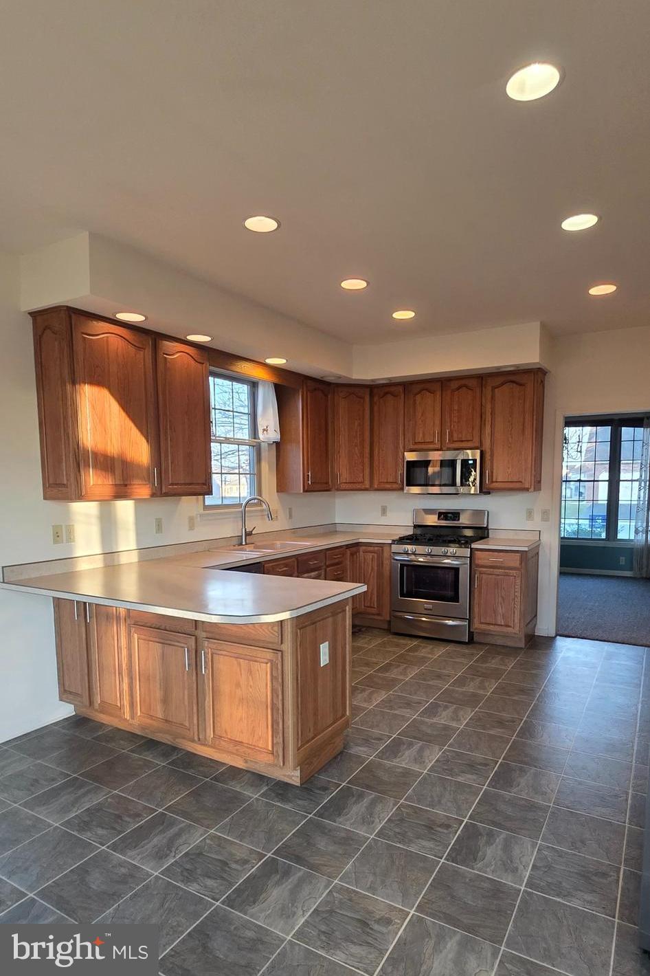 AUTUMN RIDGE - Residential