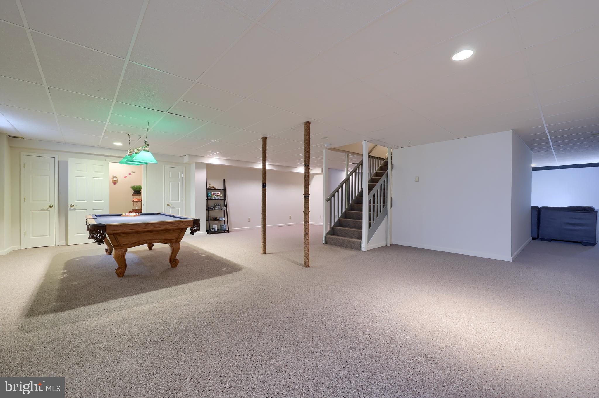 AUTUMN RIDGE - Residential