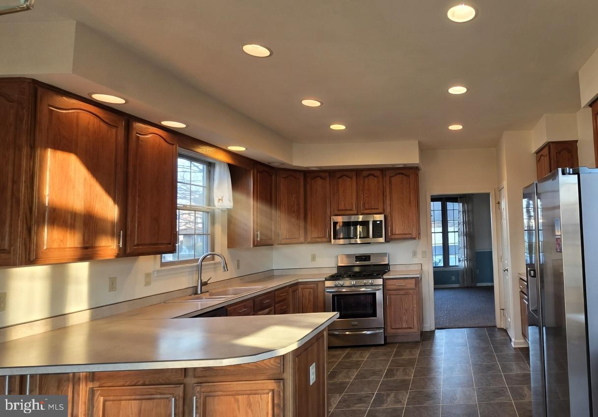 AUTUMN RIDGE - Residential