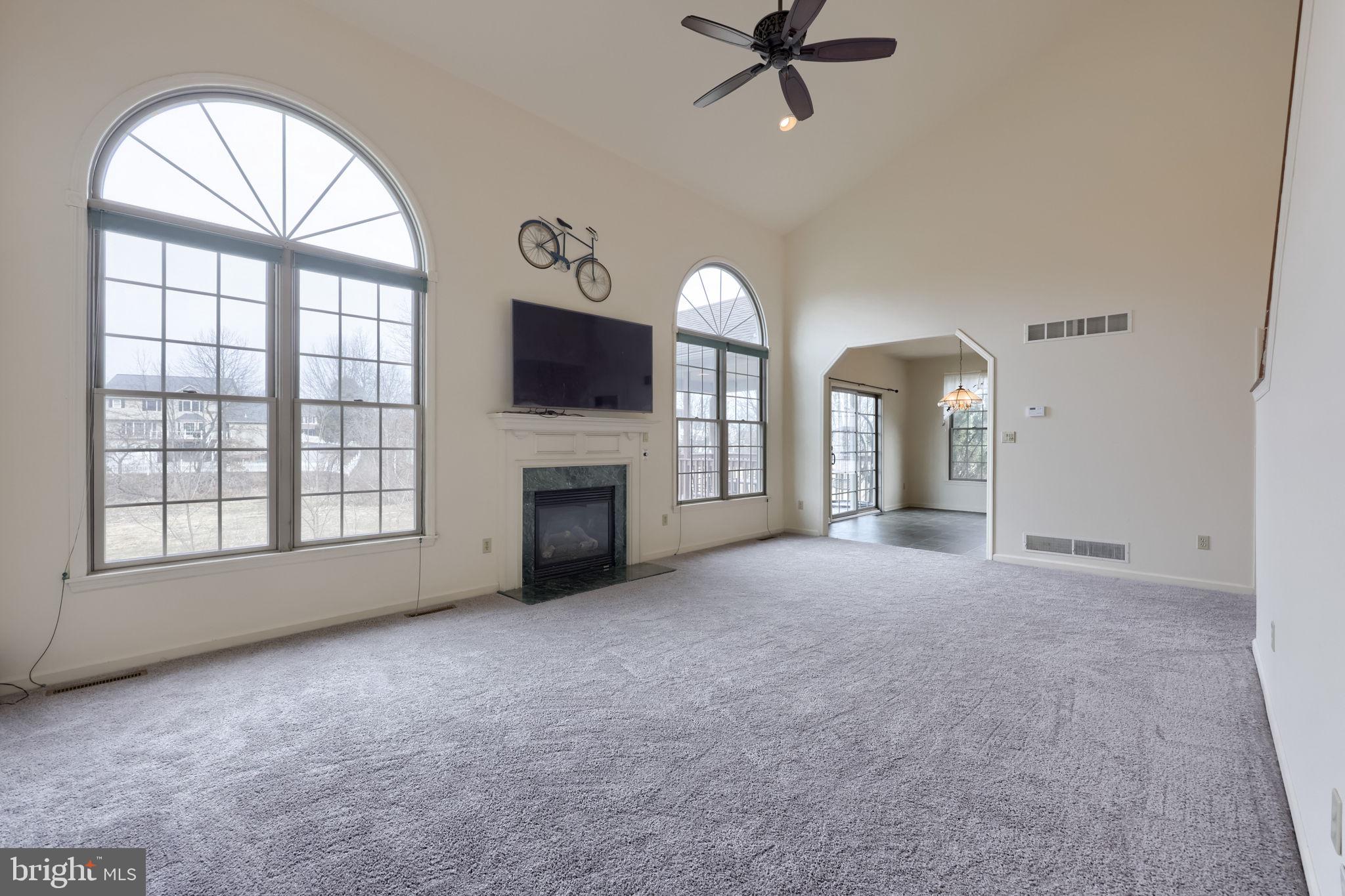 AUTUMN RIDGE - Residential