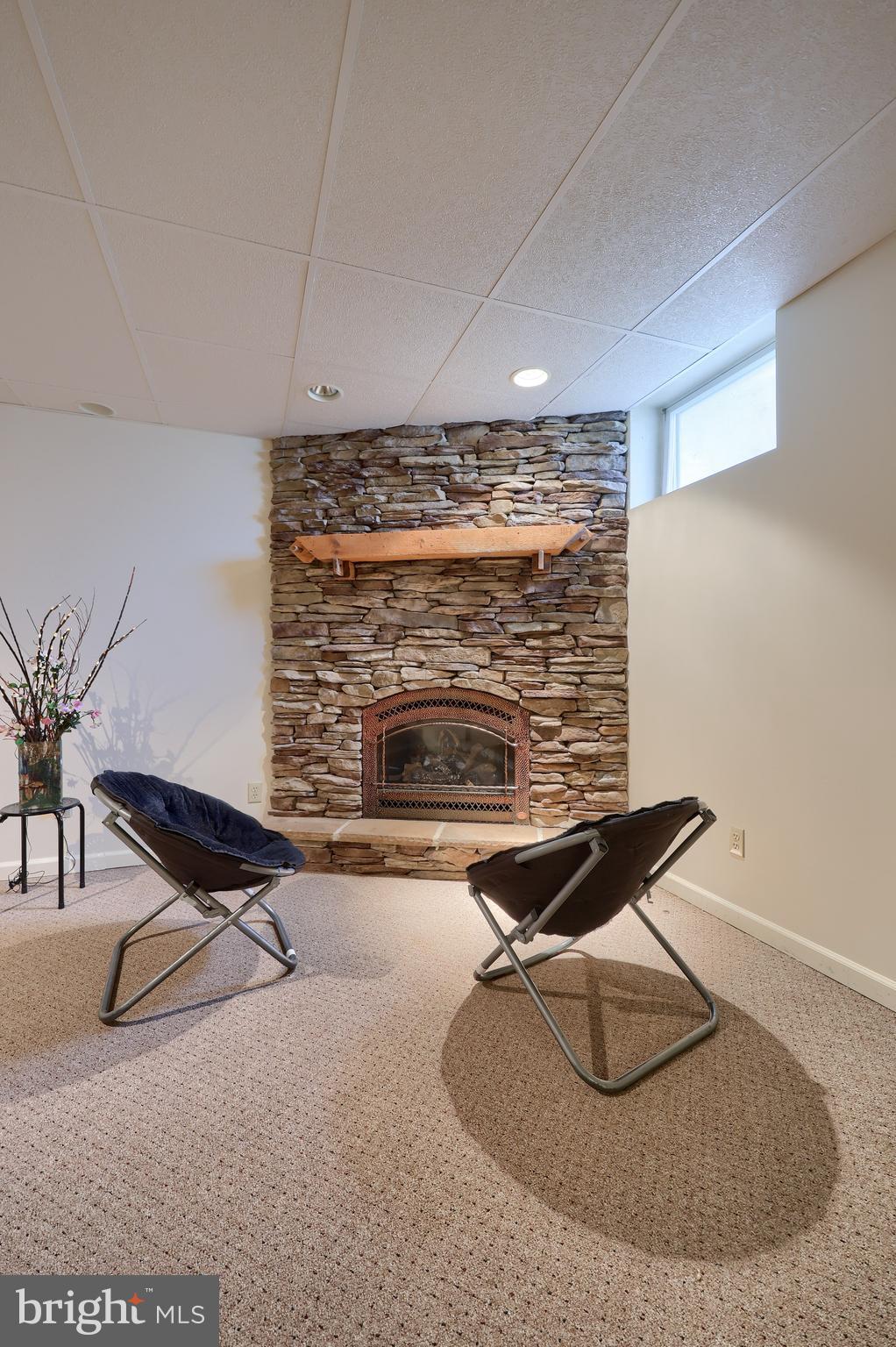 AUTUMN RIDGE - Residential