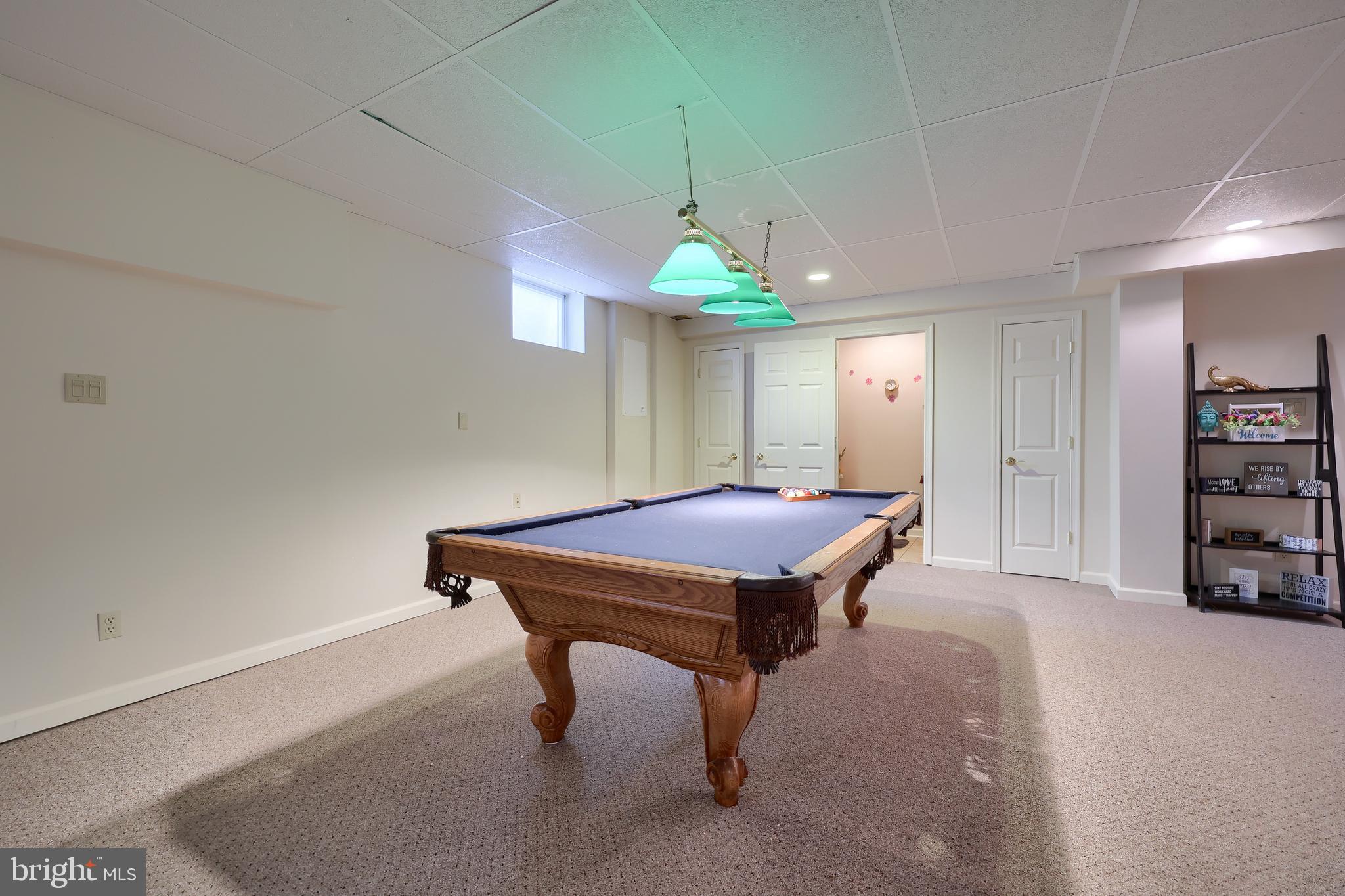 AUTUMN RIDGE - Residential