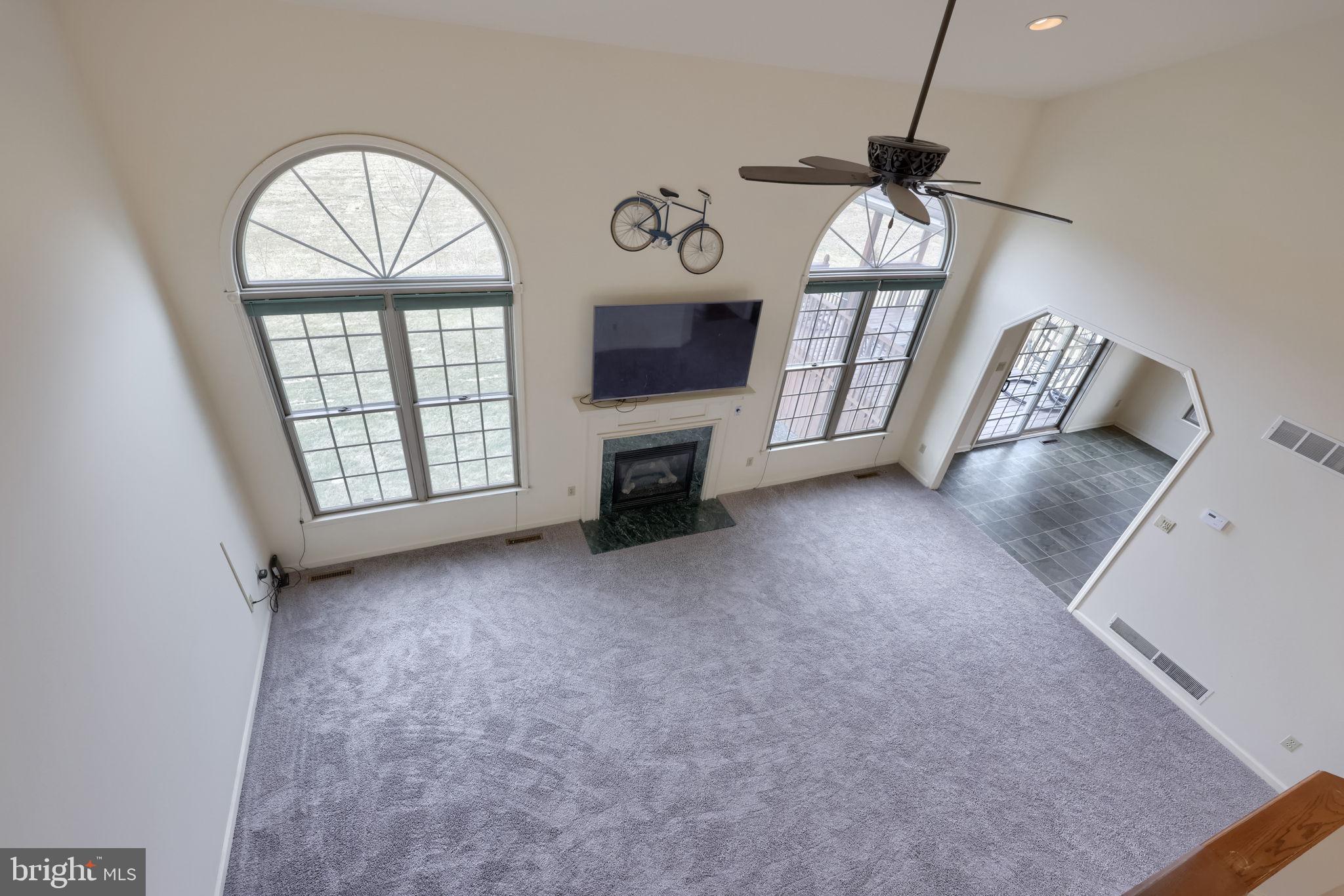 AUTUMN RIDGE - Residential