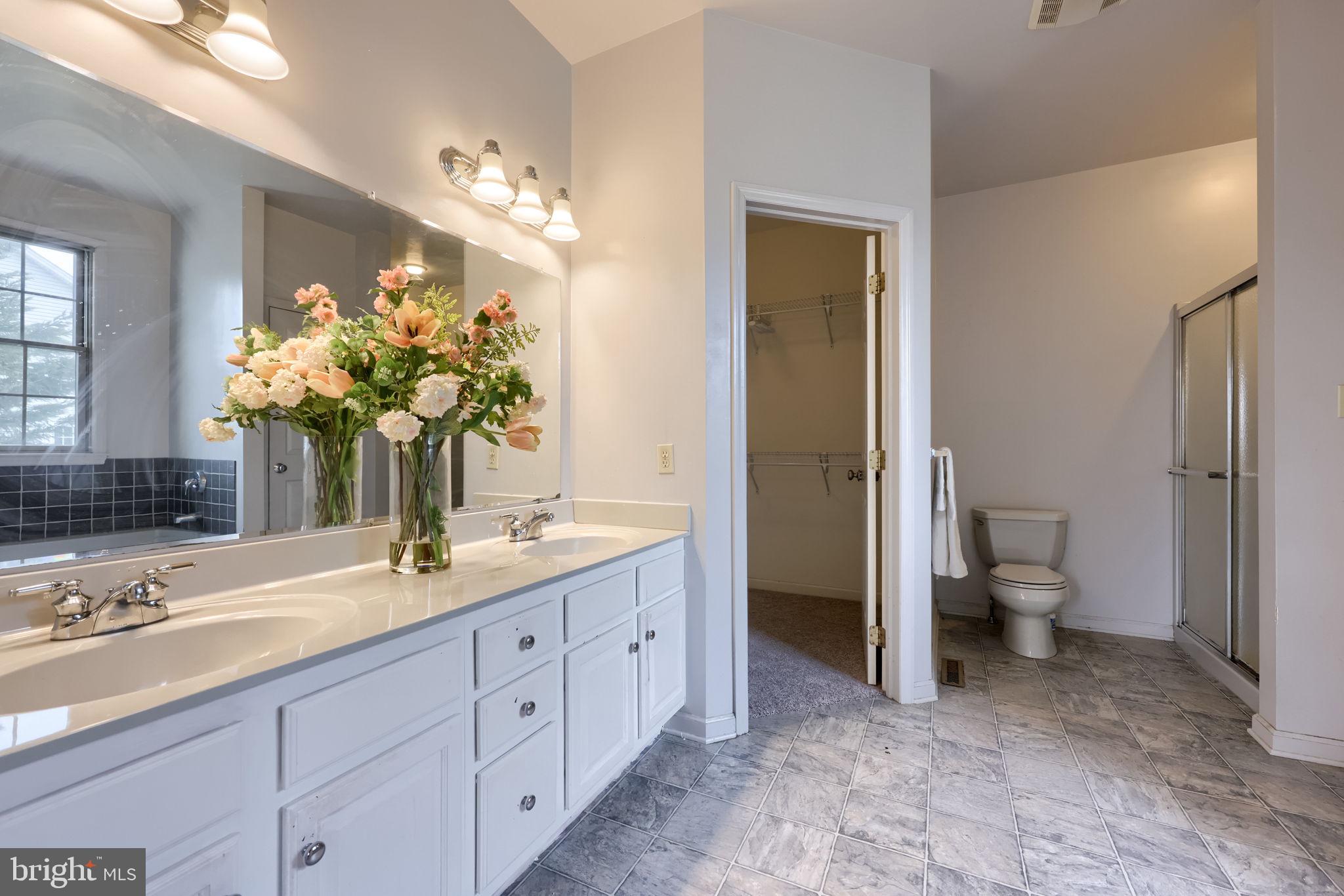 AUTUMN RIDGE - Residential