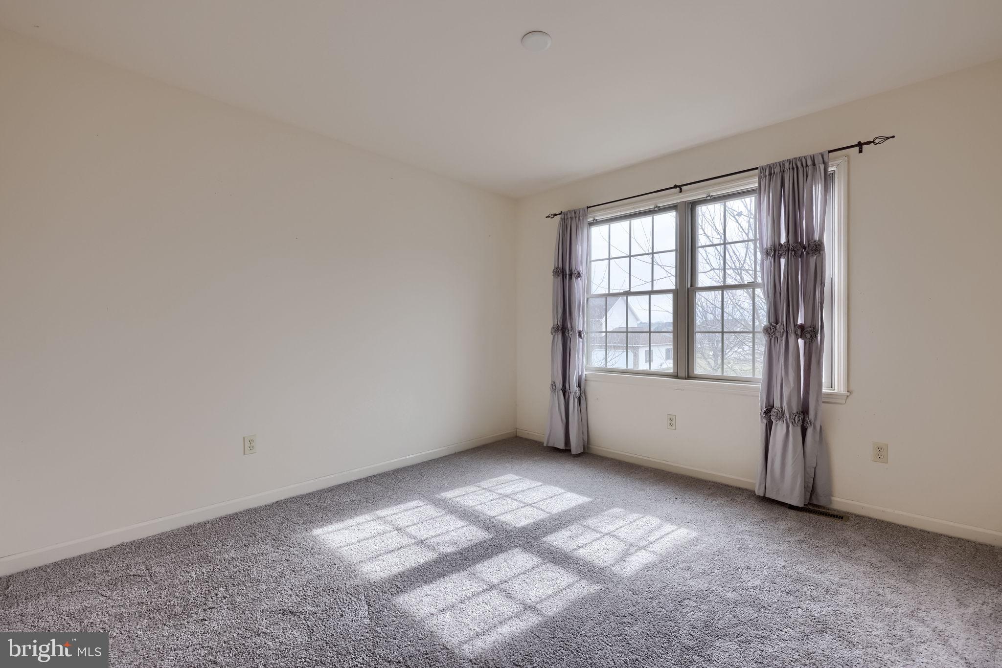 AUTUMN RIDGE - Residential