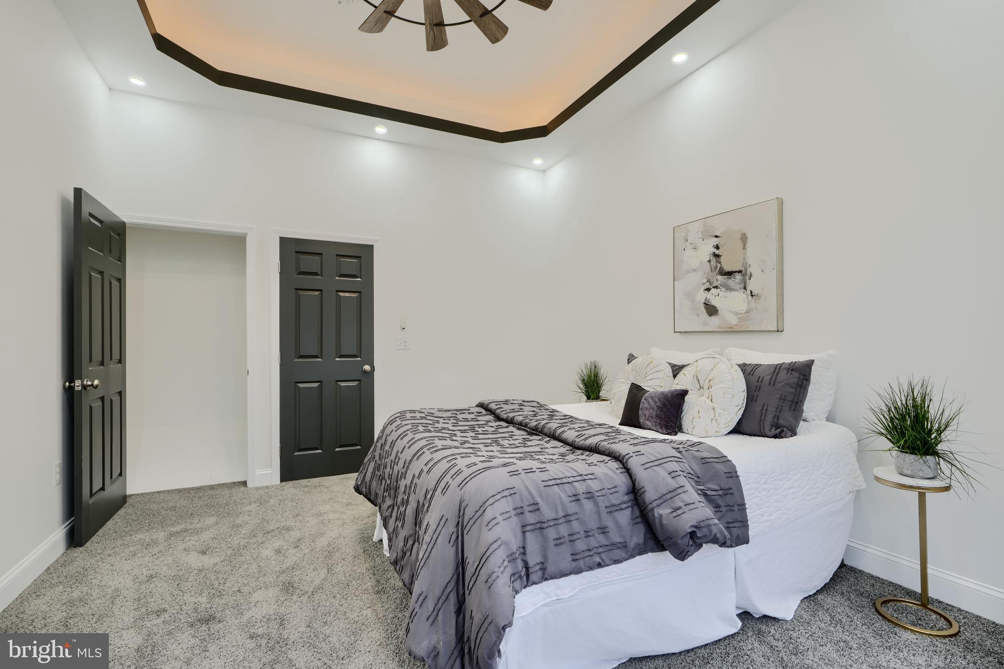 WINCHESTER - Residential