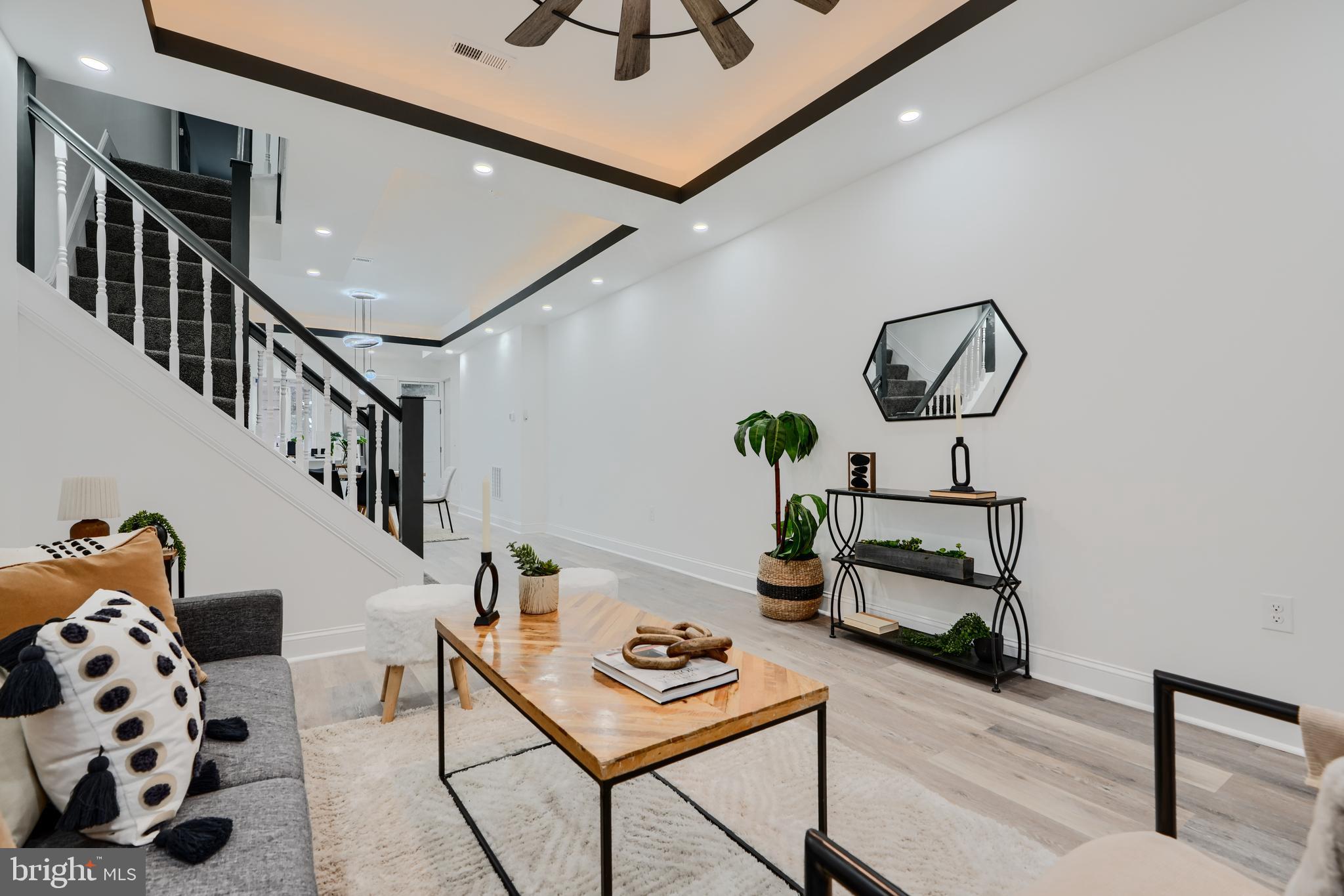 WINCHESTER - Residential