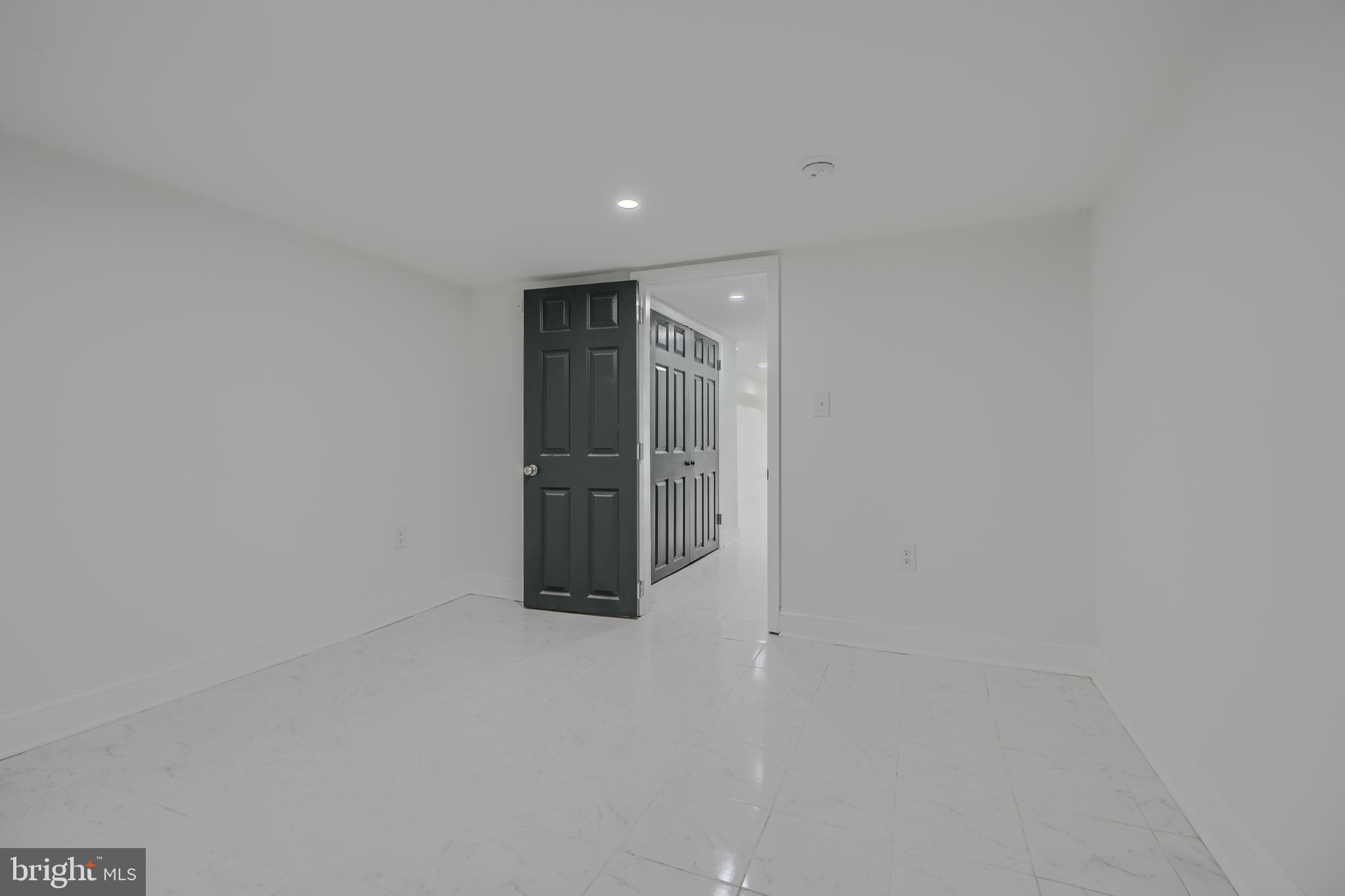 WINCHESTER - Residential