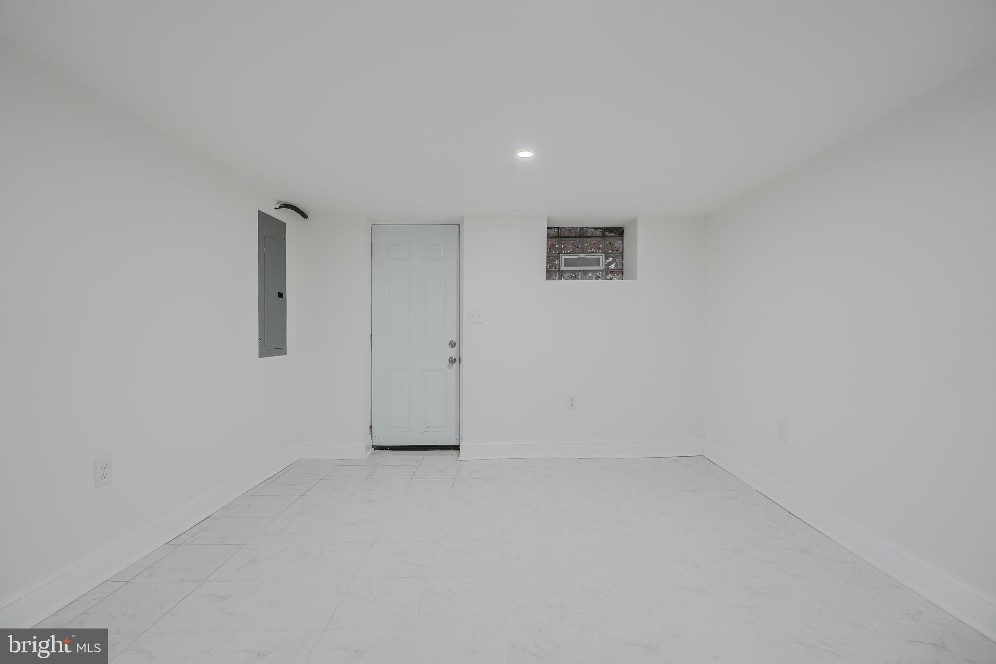 WINCHESTER - Residential