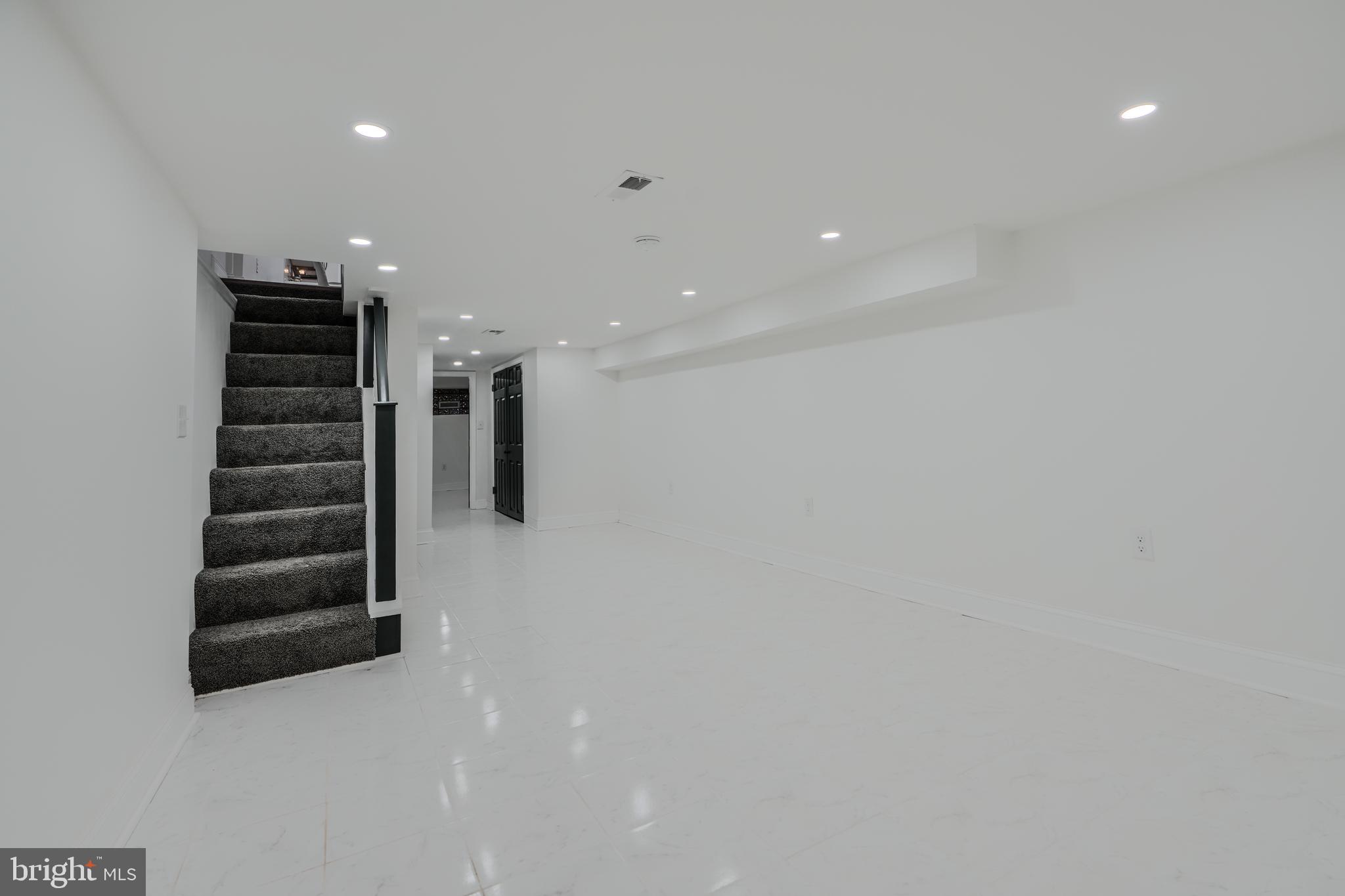 WINCHESTER - Residential