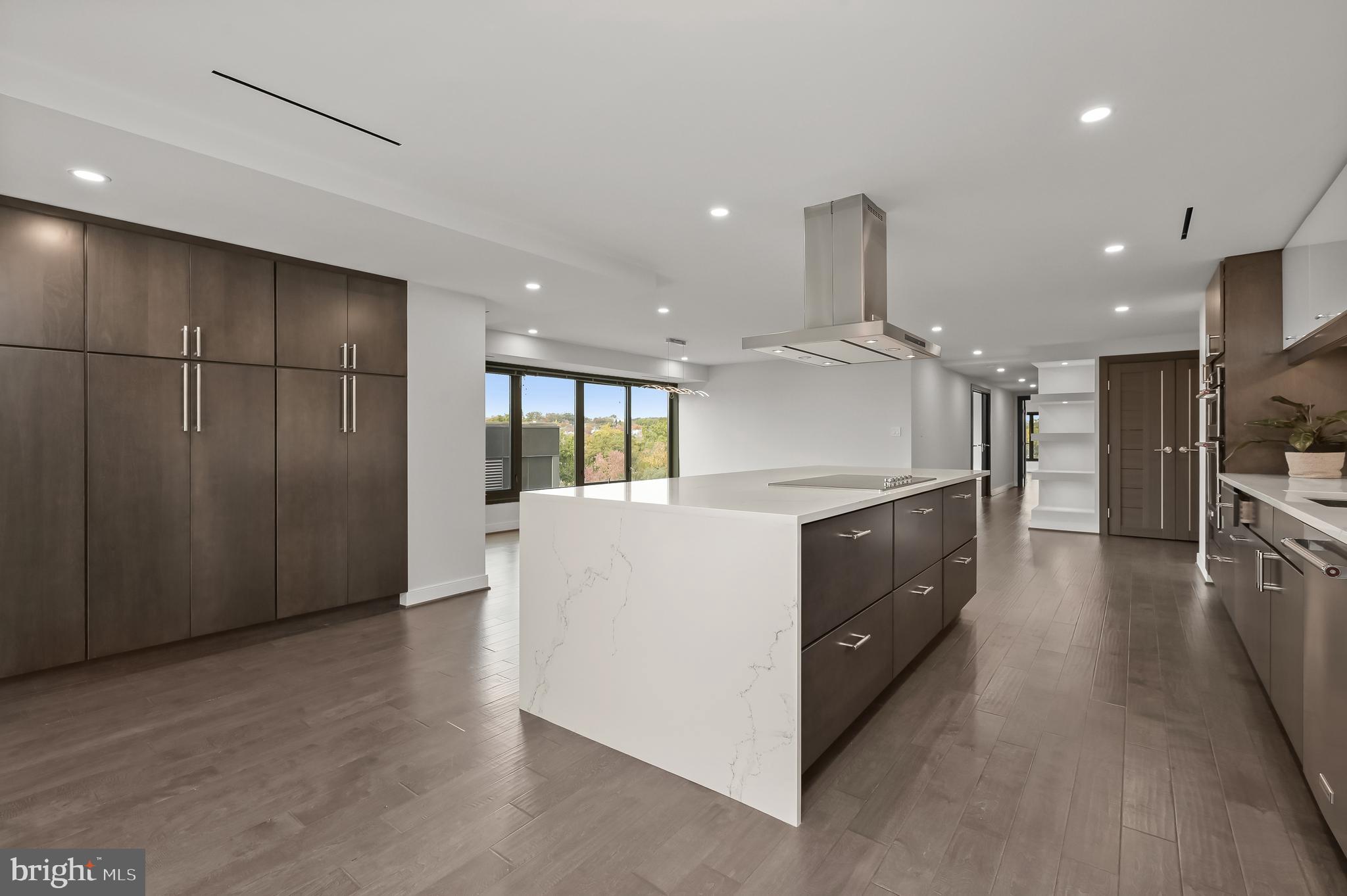 WEST END - Residential