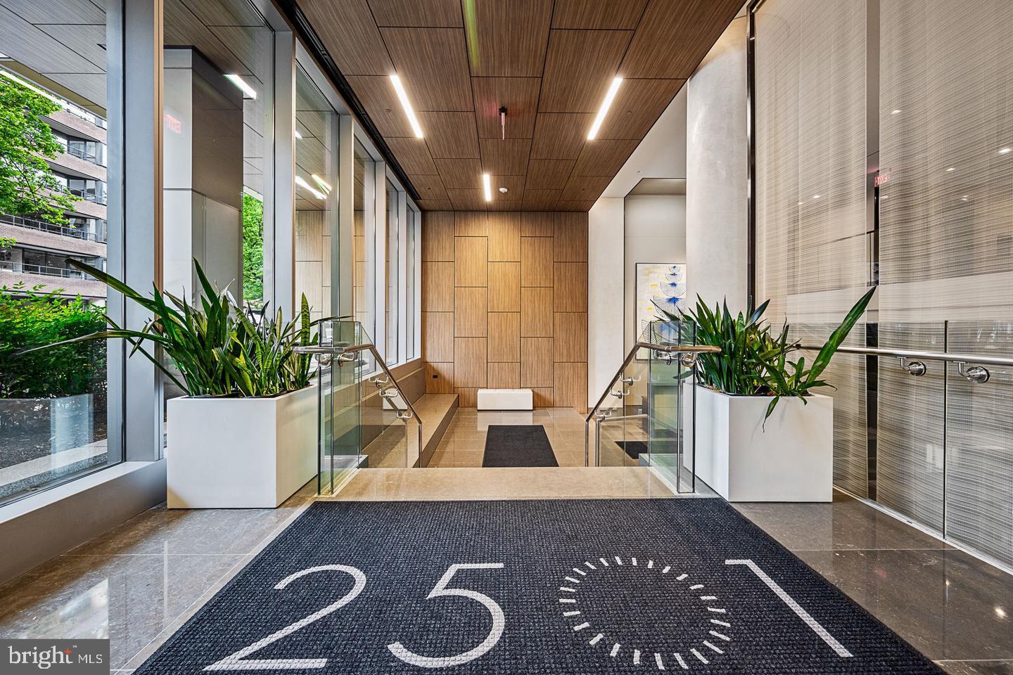 2501 M STREET NW 612