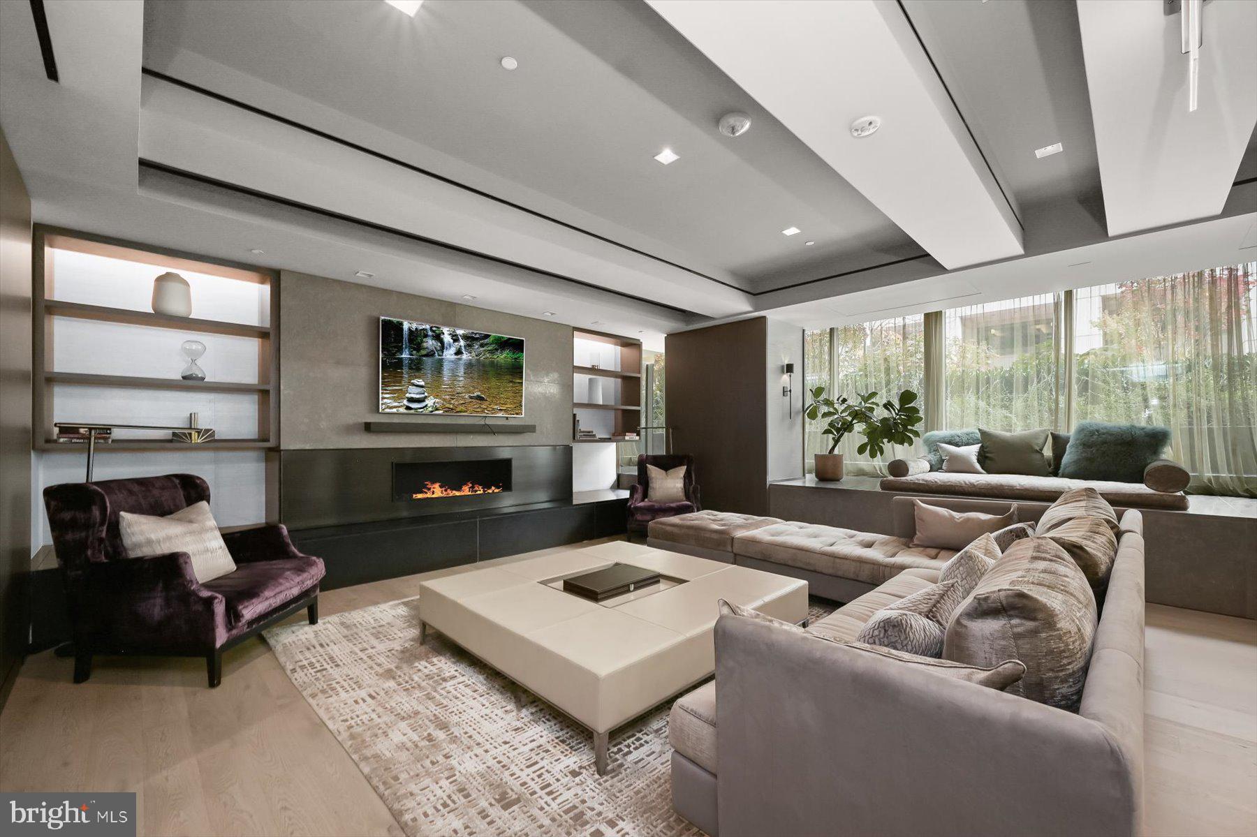 WEST END - Residential