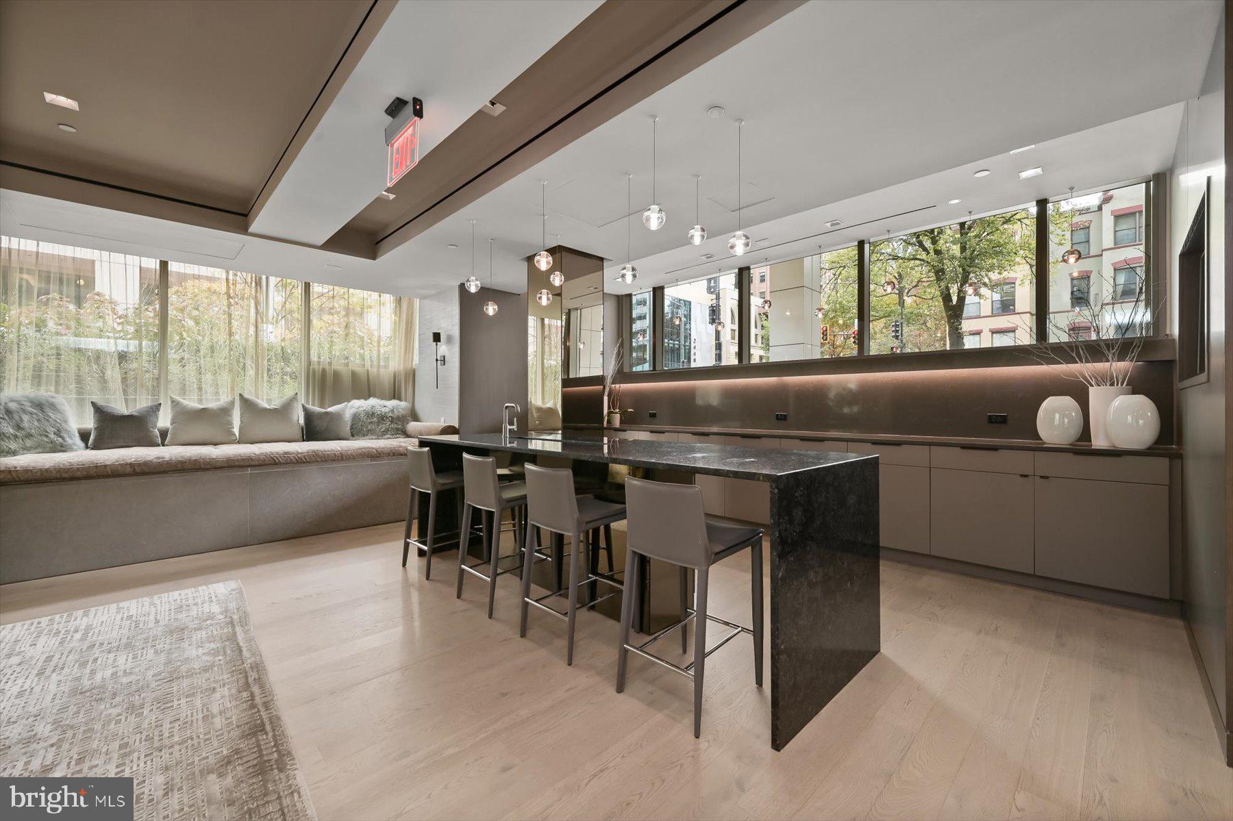 WEST END - Residential