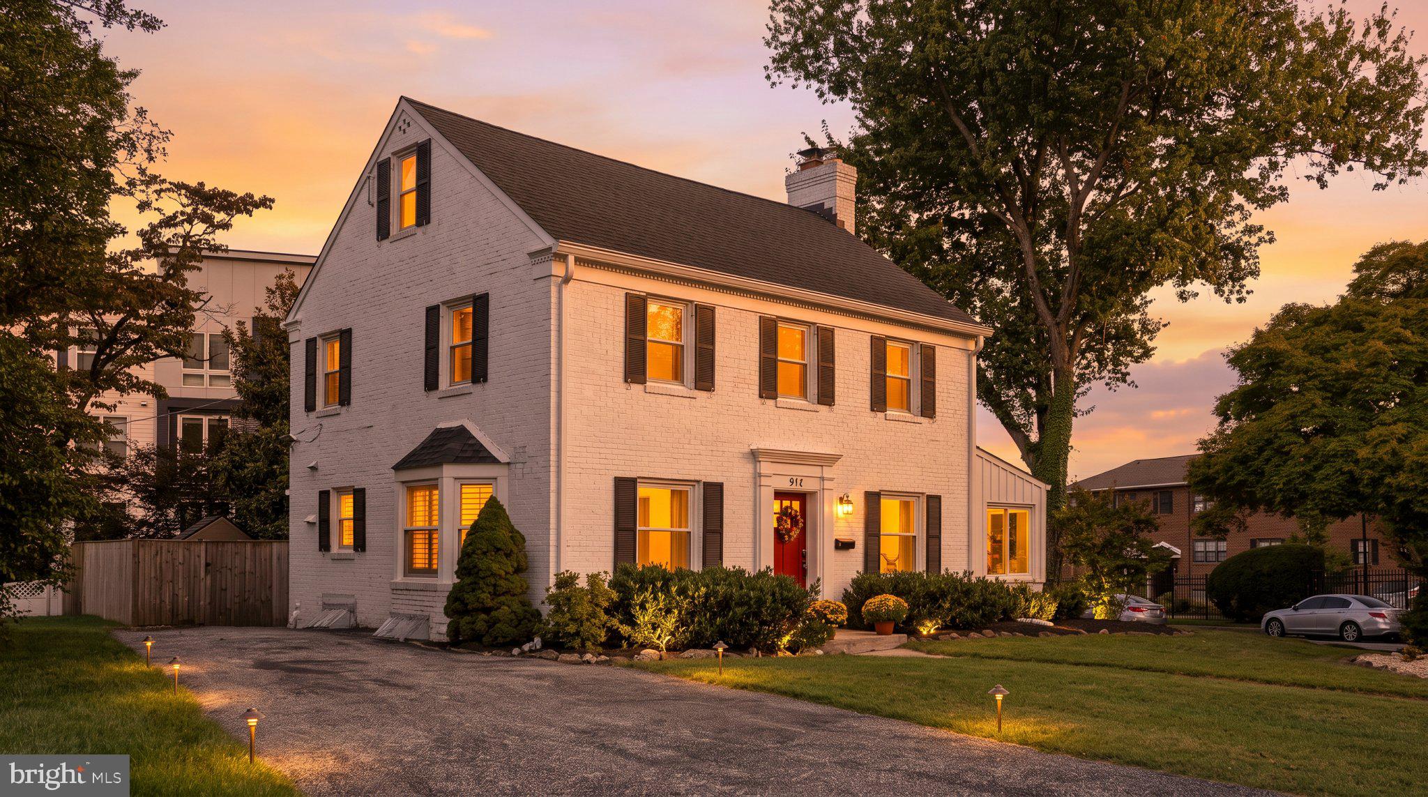 912 LOCUSTVALE ROAD