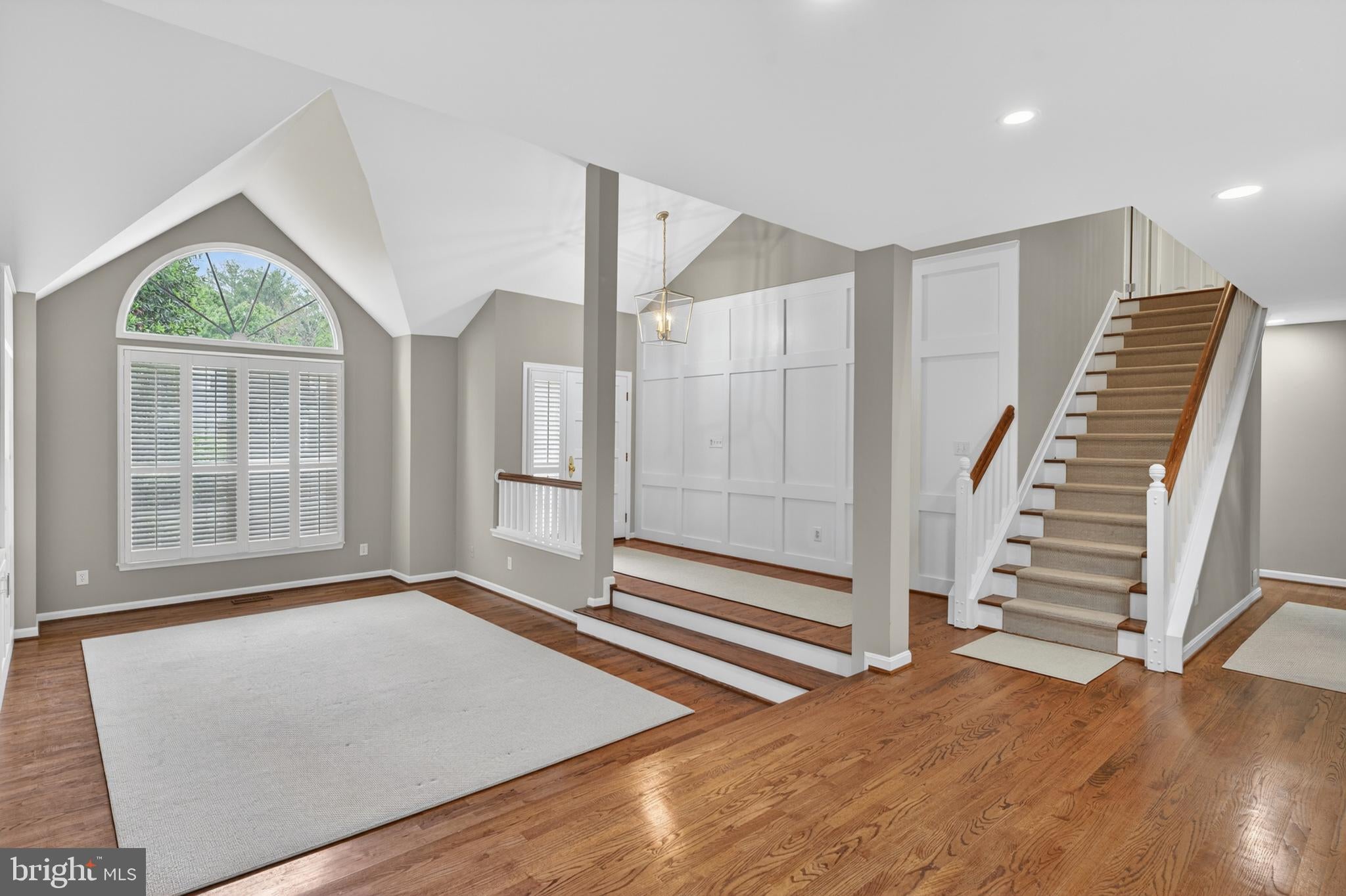 6 NEARFIELD ROAD
