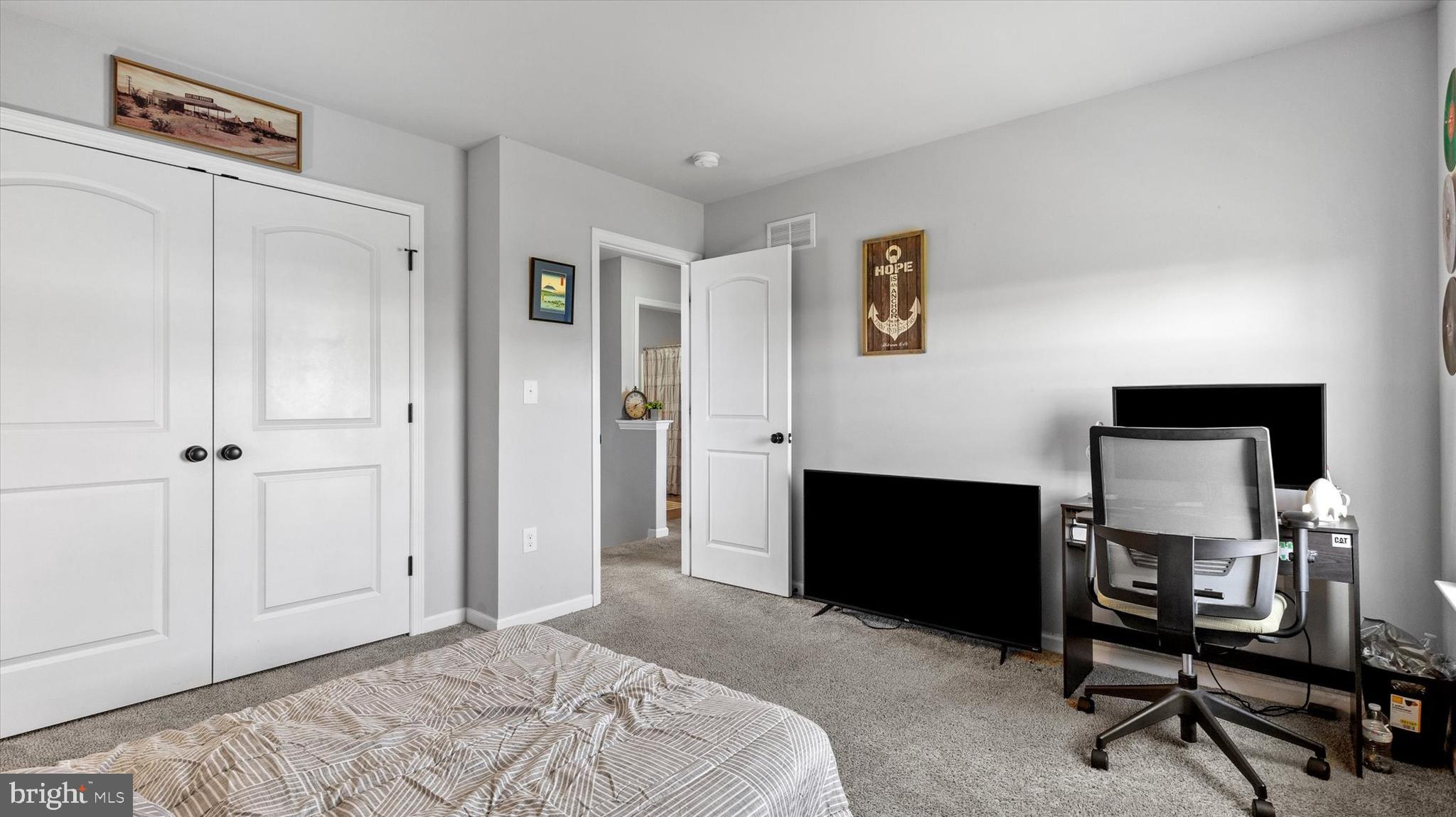 ASHCOMBE FARMS SOUTH - Residential