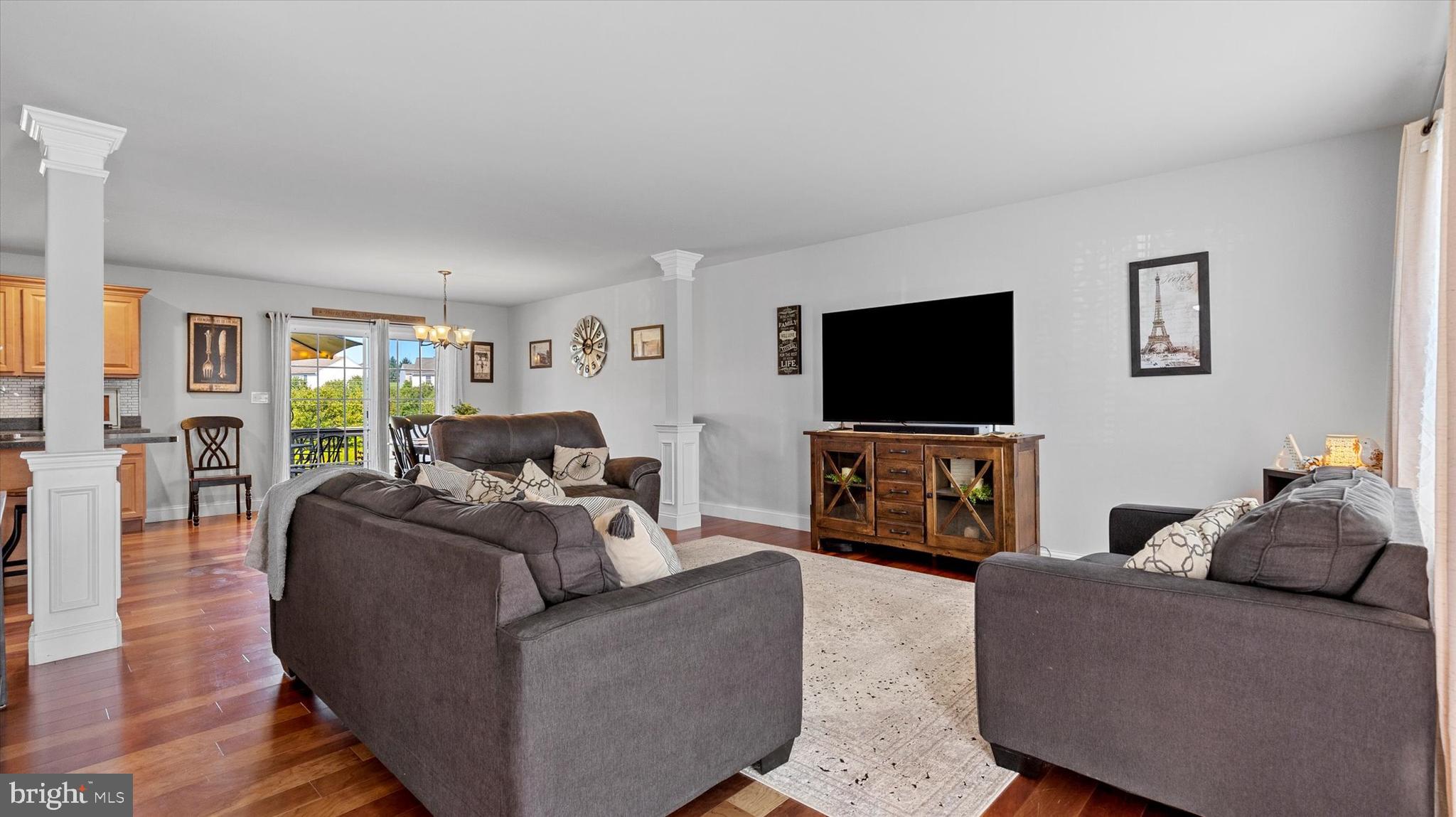 ASHCOMBE FARMS SOUTH - Residential