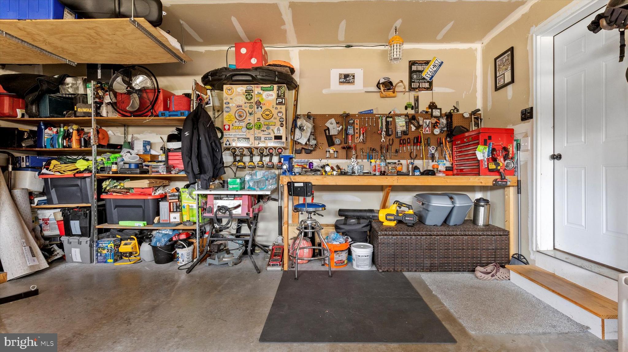 ASHCOMBE FARMS SOUTH - Residential