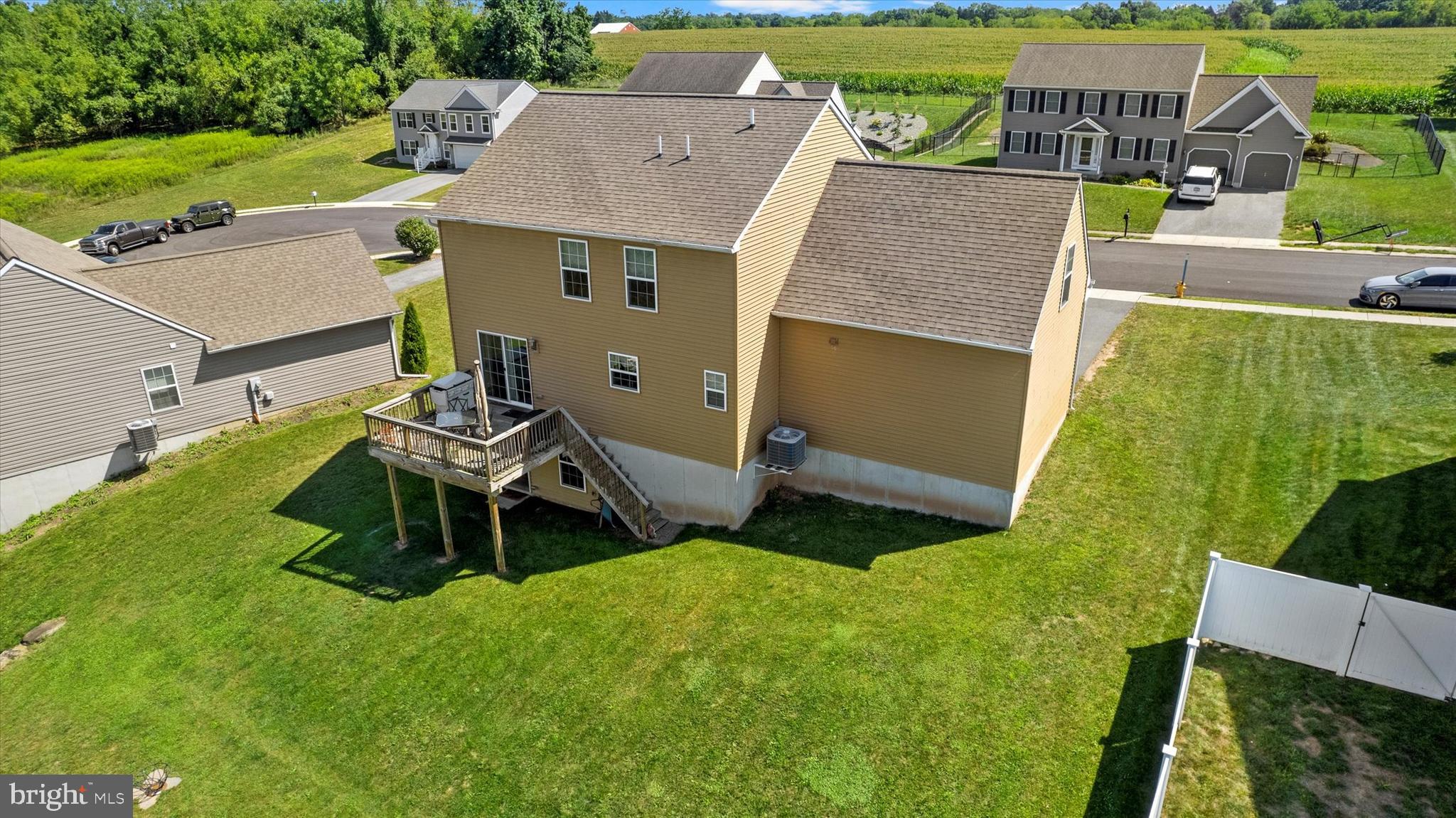 ASHCOMBE FARMS SOUTH - Residential