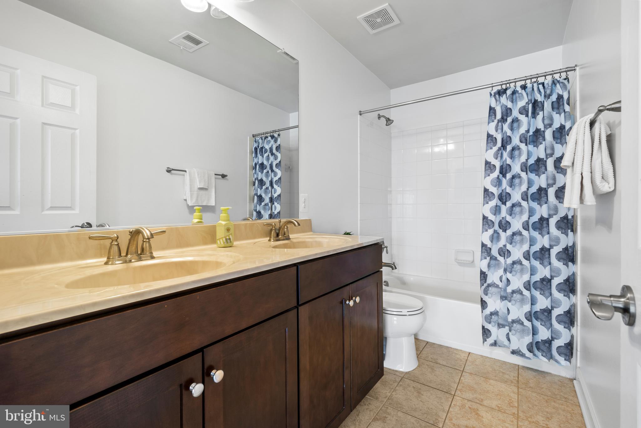 PARKSIDE AT WESTPHALIA - Residential