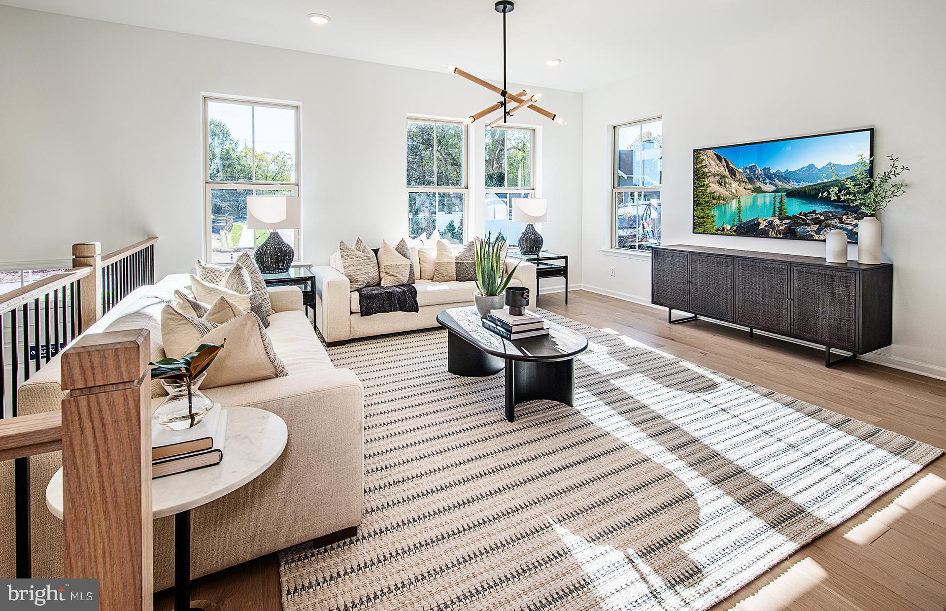 LEWIS POINTE - Residential